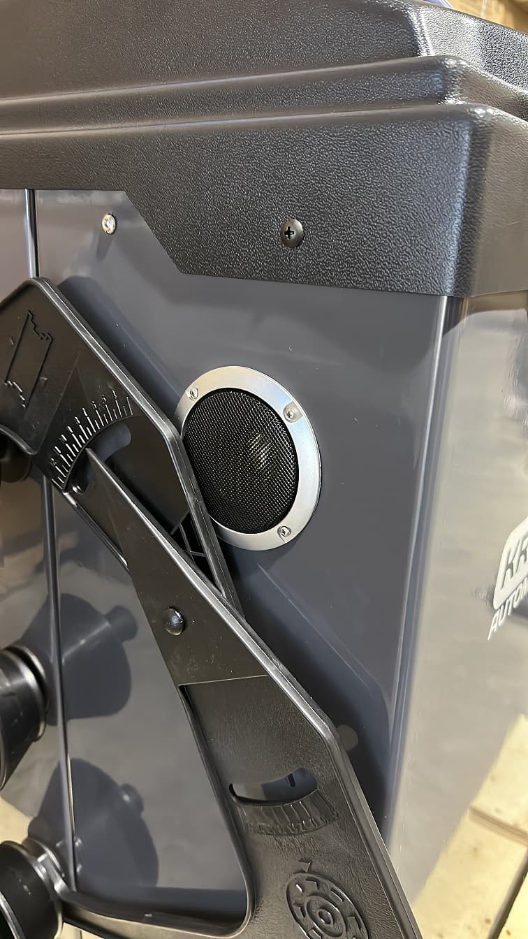 KraftWell GRAVITA KRW245 — монтажные клещи для набивных грузов