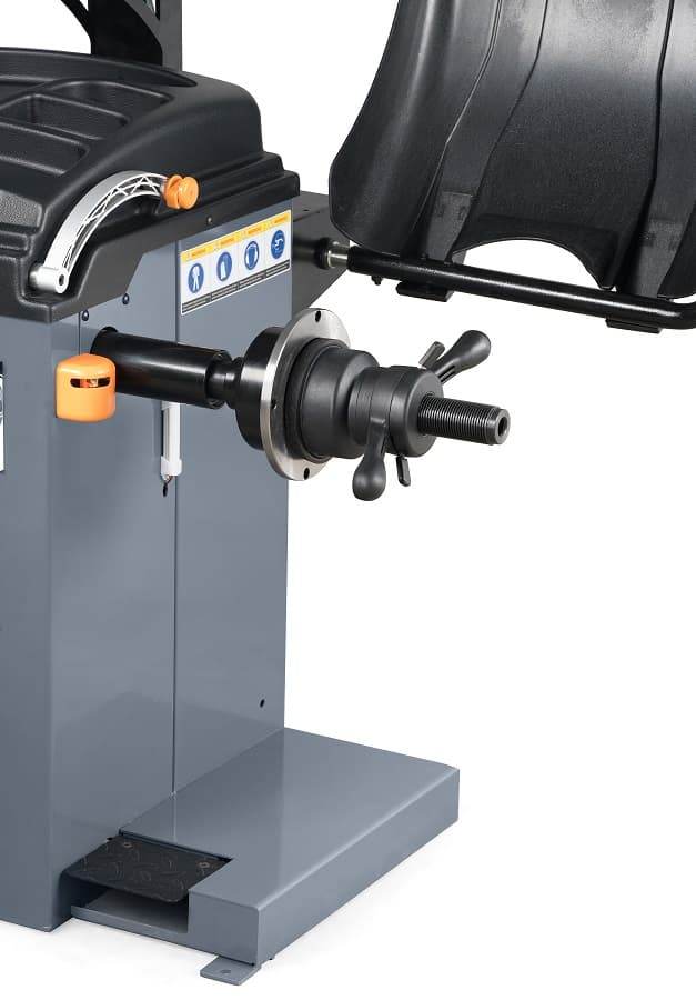 KraftWell GRAVITA KRW245 — вид сзади, электрический отсек