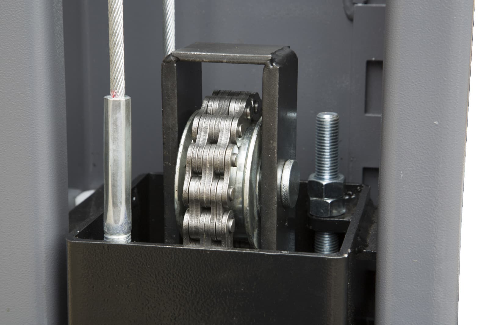 Подъемник автомобильный 4 тонны KraftWell CORSO 2A/220