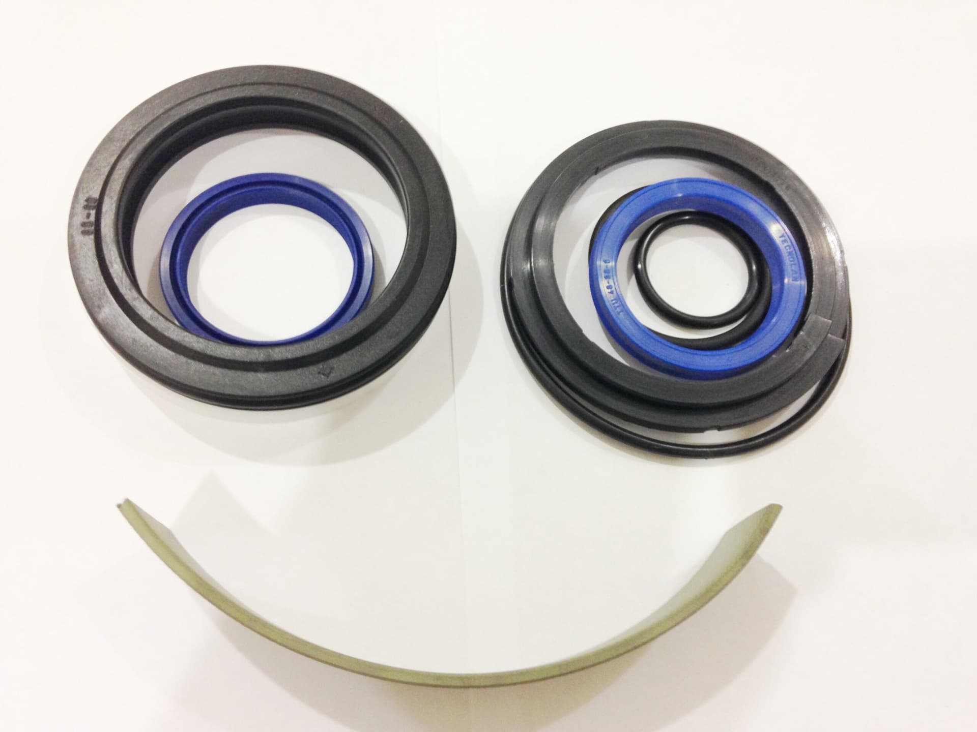 Ремкомплект гидроцилиндра KraftWell 5201001 — комплект уплотнений