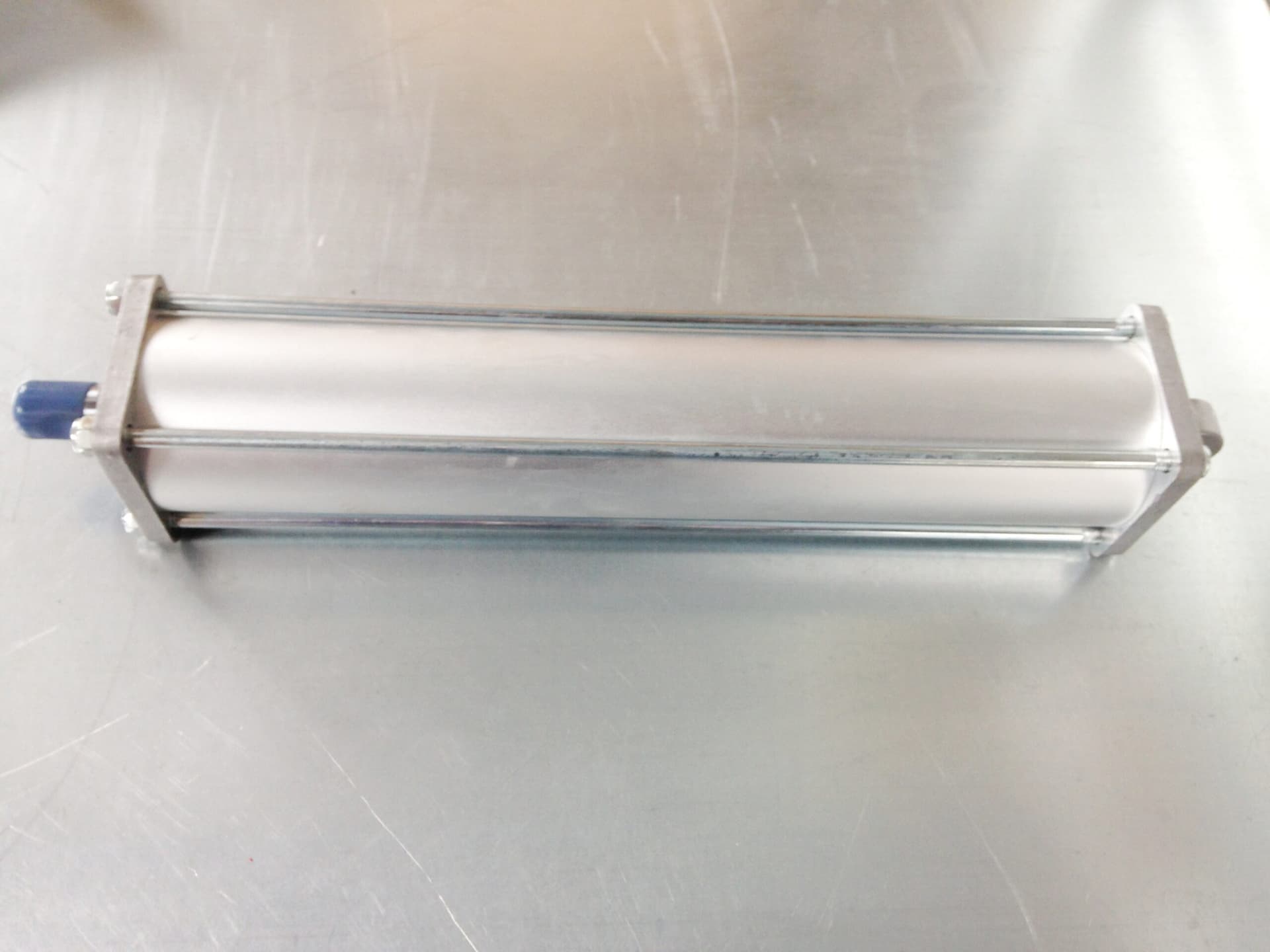 Пневмоцилиндр зажима колеса KraftWell арт. 6000020 для шиномонтажного станка