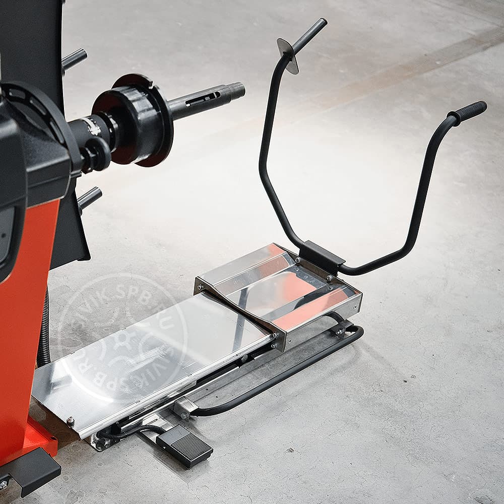 Подъёмник колёс пневматический Sivik КС-239 — до 70 кг, нержавеющая сталь