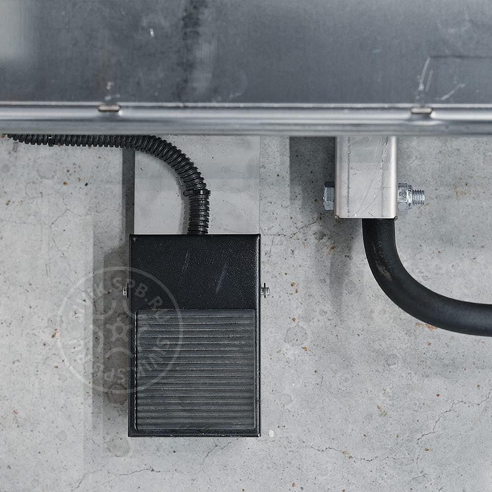 Подъёмник колёс пневматический Sivik КС-239 — до 70 кг, нержавеющая сталь