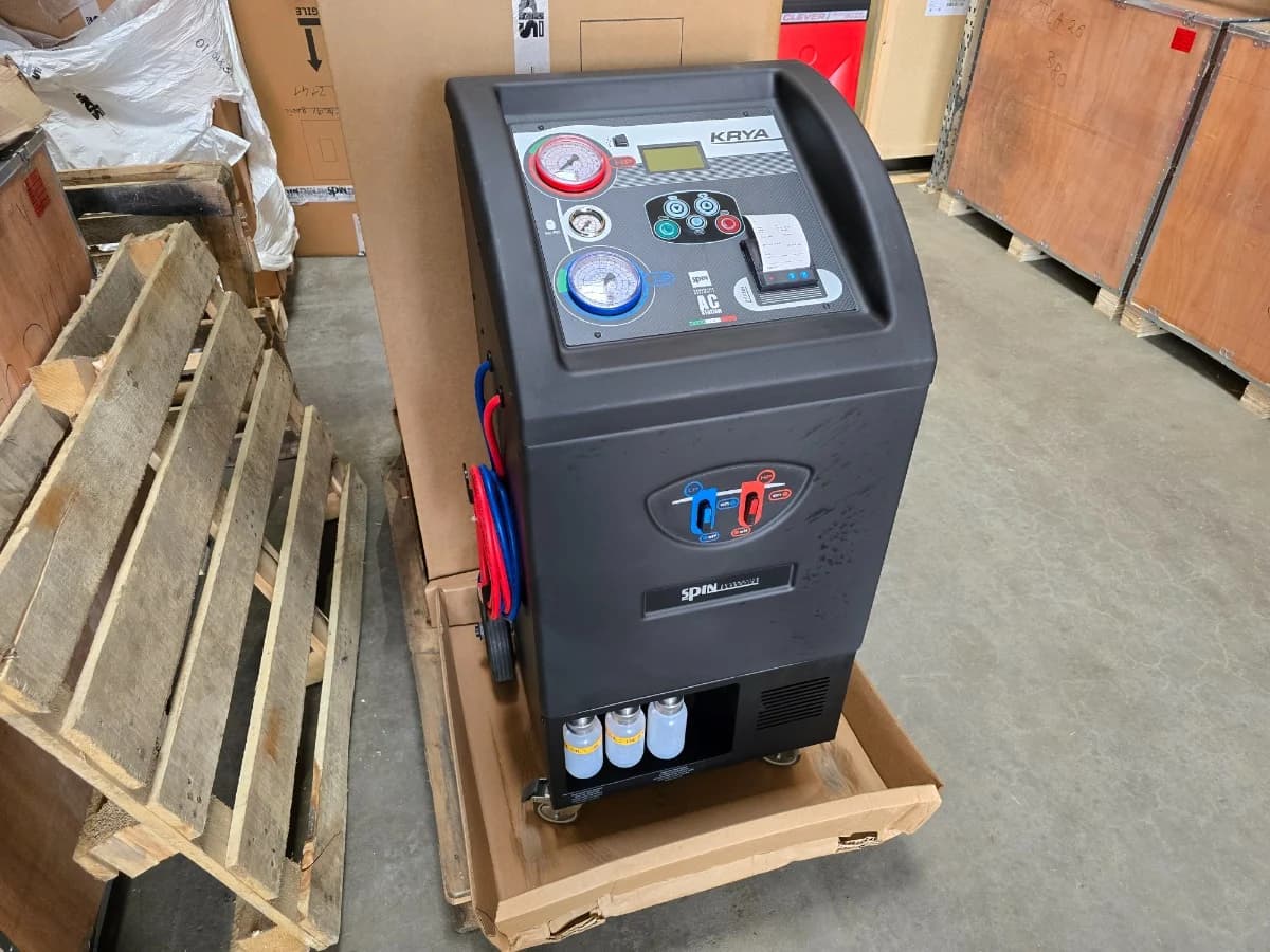 Автоматическая станция для заправки кондиционеров SPIN (Италия) KRYA PRINTER, R-134a, 10 кг, с принтером, арт. 01.028.25
