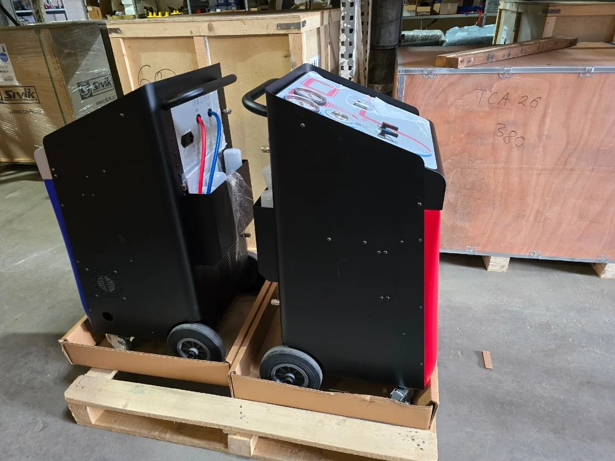 Автоматическая станция для заправки кондиционеров SPIN CLEVER ADVANCE BASIC, арт. 01.018.30 WB