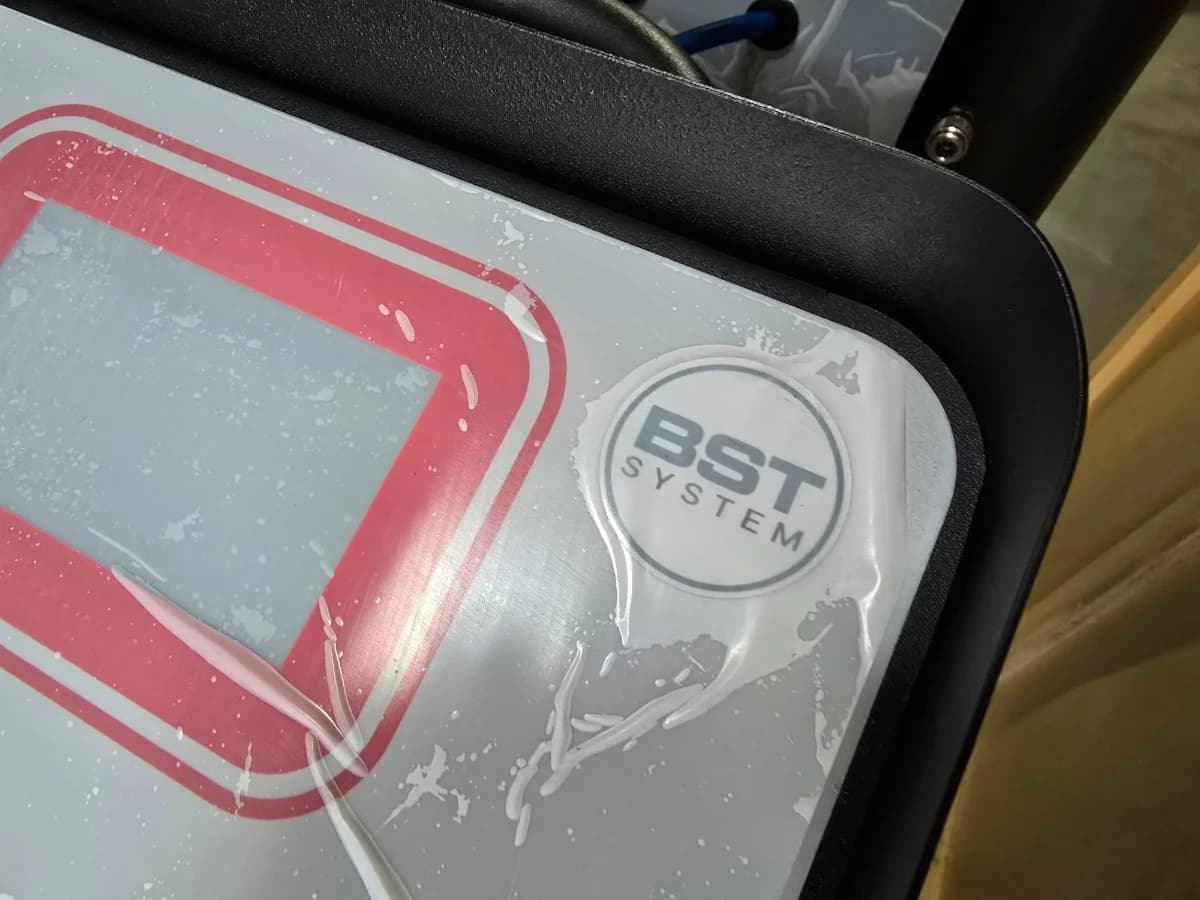 Автоматическая станция для заправки кондиционеров SPIN CLEVER ADVANCE BASIC, арт. 01.018.30 WB