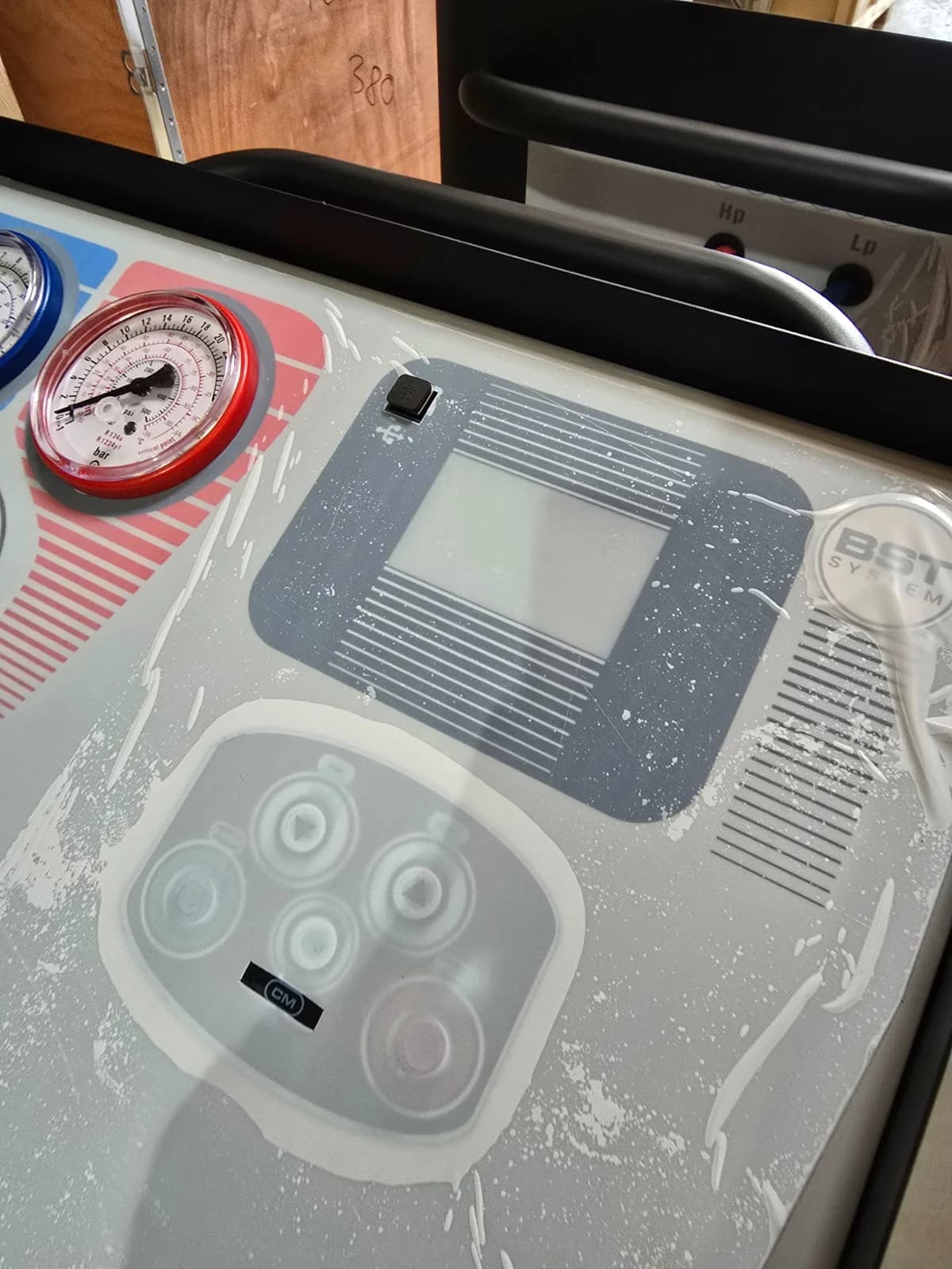 Автоматическая станция для заправки кондиционеров SPIN (Италия) CLEVER EVO арт. 01.018.50 WB