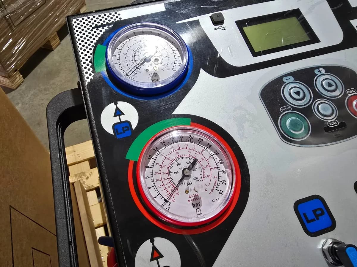 Автоматическая станция для заправки кондиционеров SPIN (Италия) ELISA EVO, R-134a, 10 кг, арт. 01.029.05