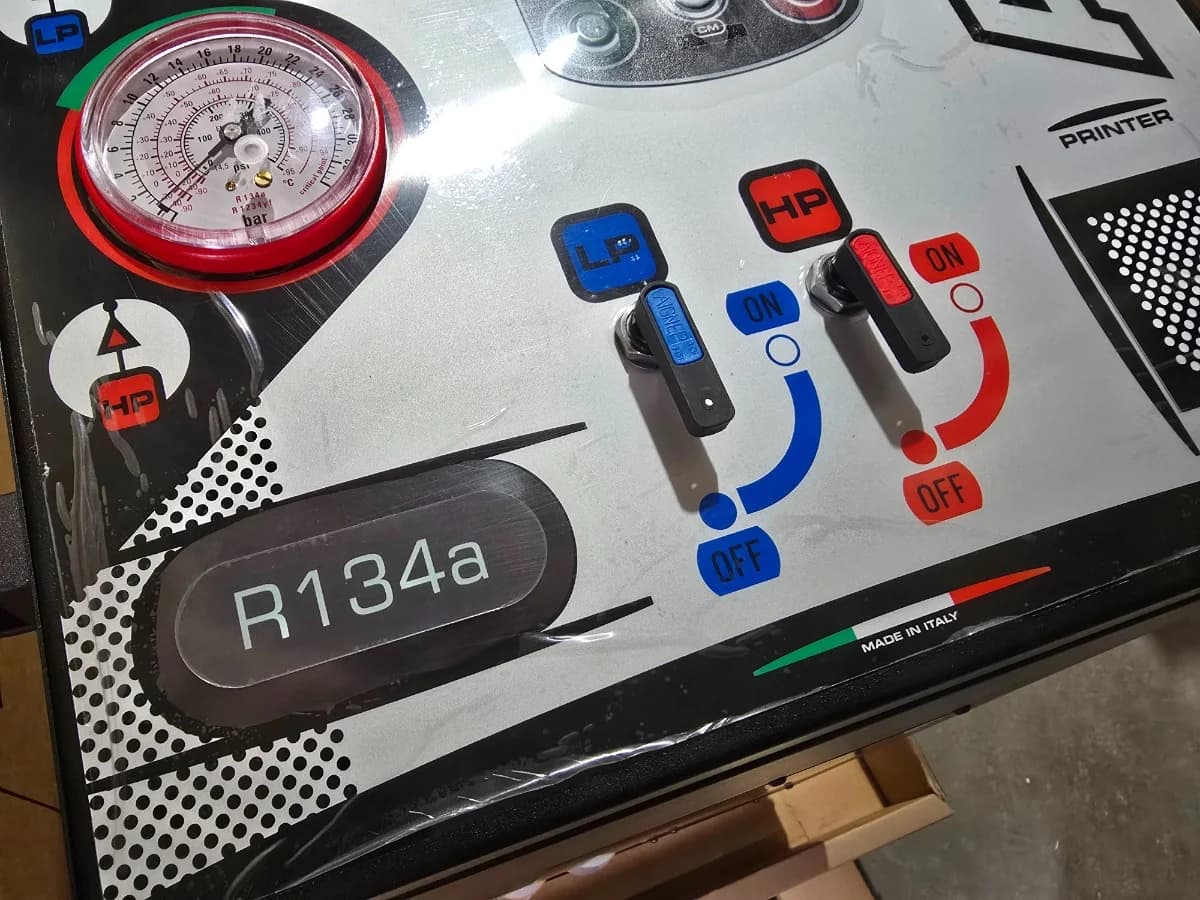 Автоматическая станция для заправки кондиционеров SPIN (Италия) ELISA EVO, R-134a, 10 кг, арт. 01.029.05