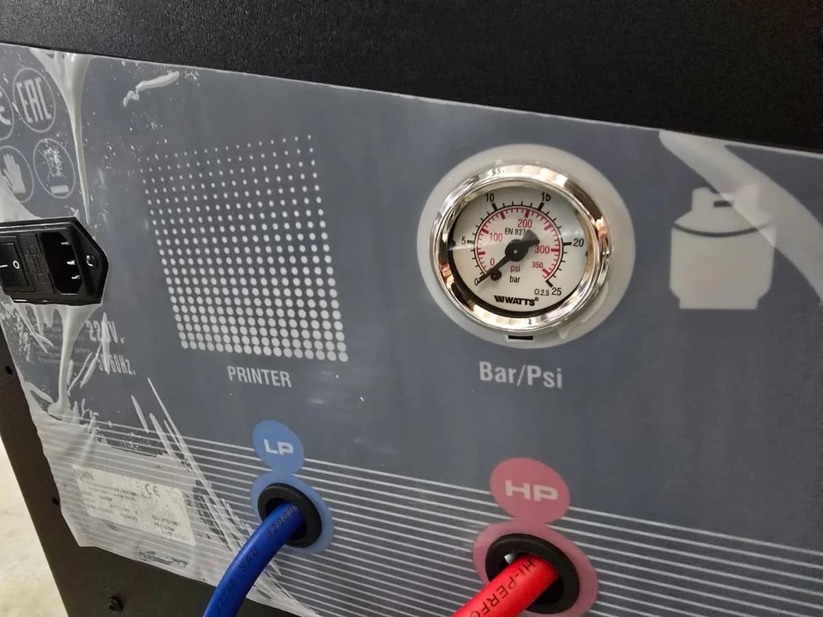 Автоматическая станция для заправки кондиционеров SPIN (Италия) HANDY EVO, R-134a, 10 кг, арт. 01.028.00