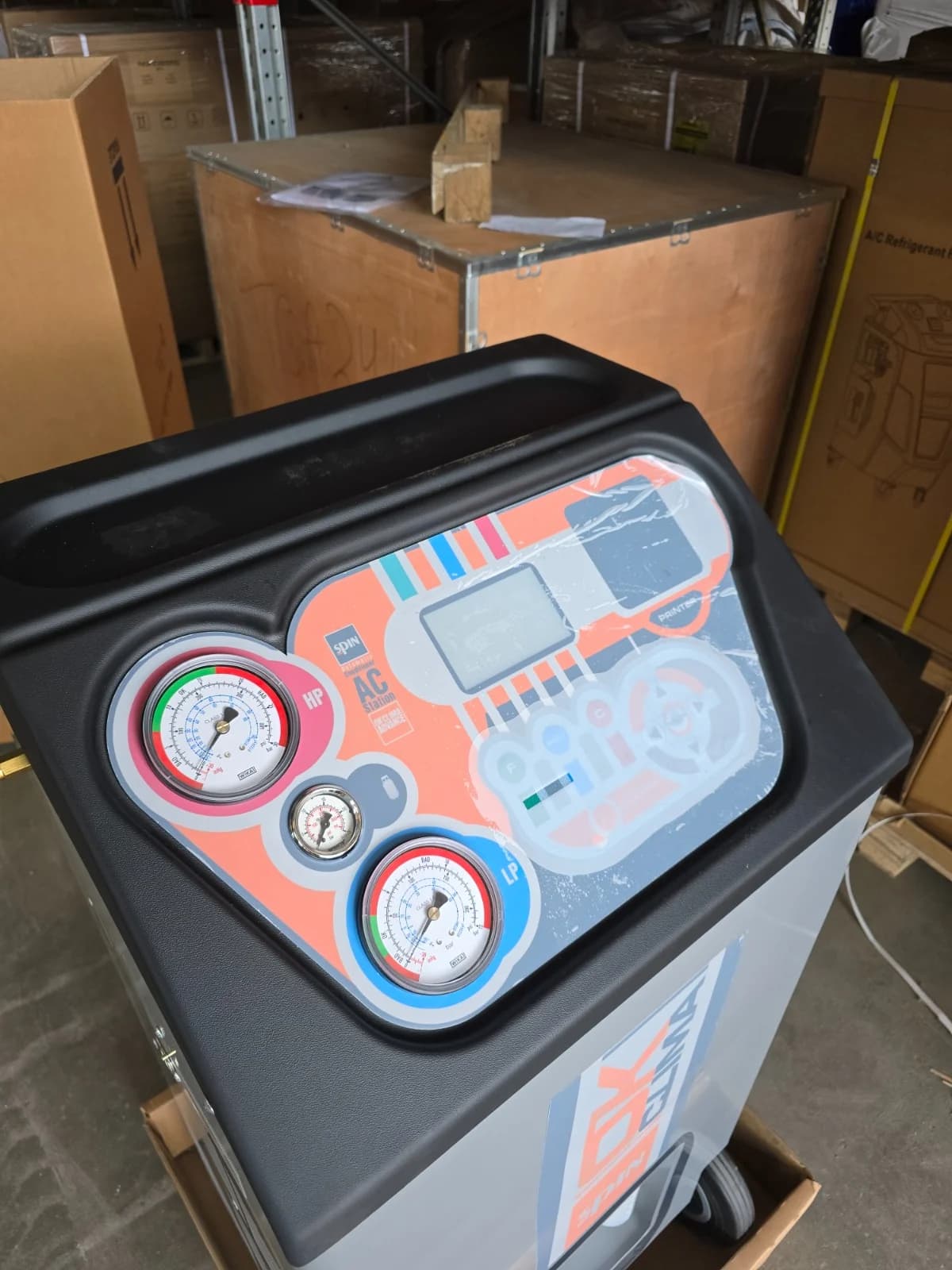 Автоматическая станция для заправки кондиционеров SPIN (Италия) OK CLIMA ADVANCE BASIC, R-134a, 12,5 кг, арт. 01.019.25