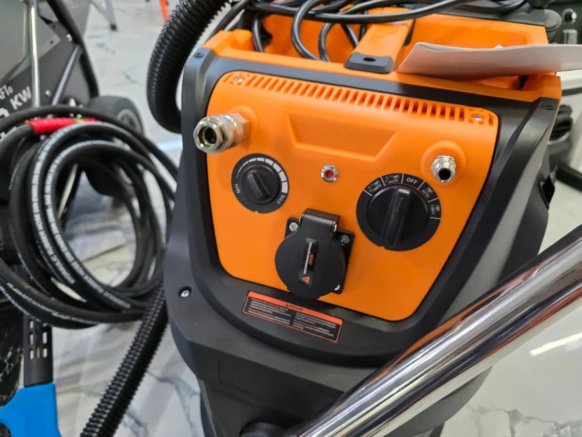 Промышленный пылесос для электро- и пневмоинструмента1600 Вт, 40 л Wiederkraft WDK-DUSTER EP+