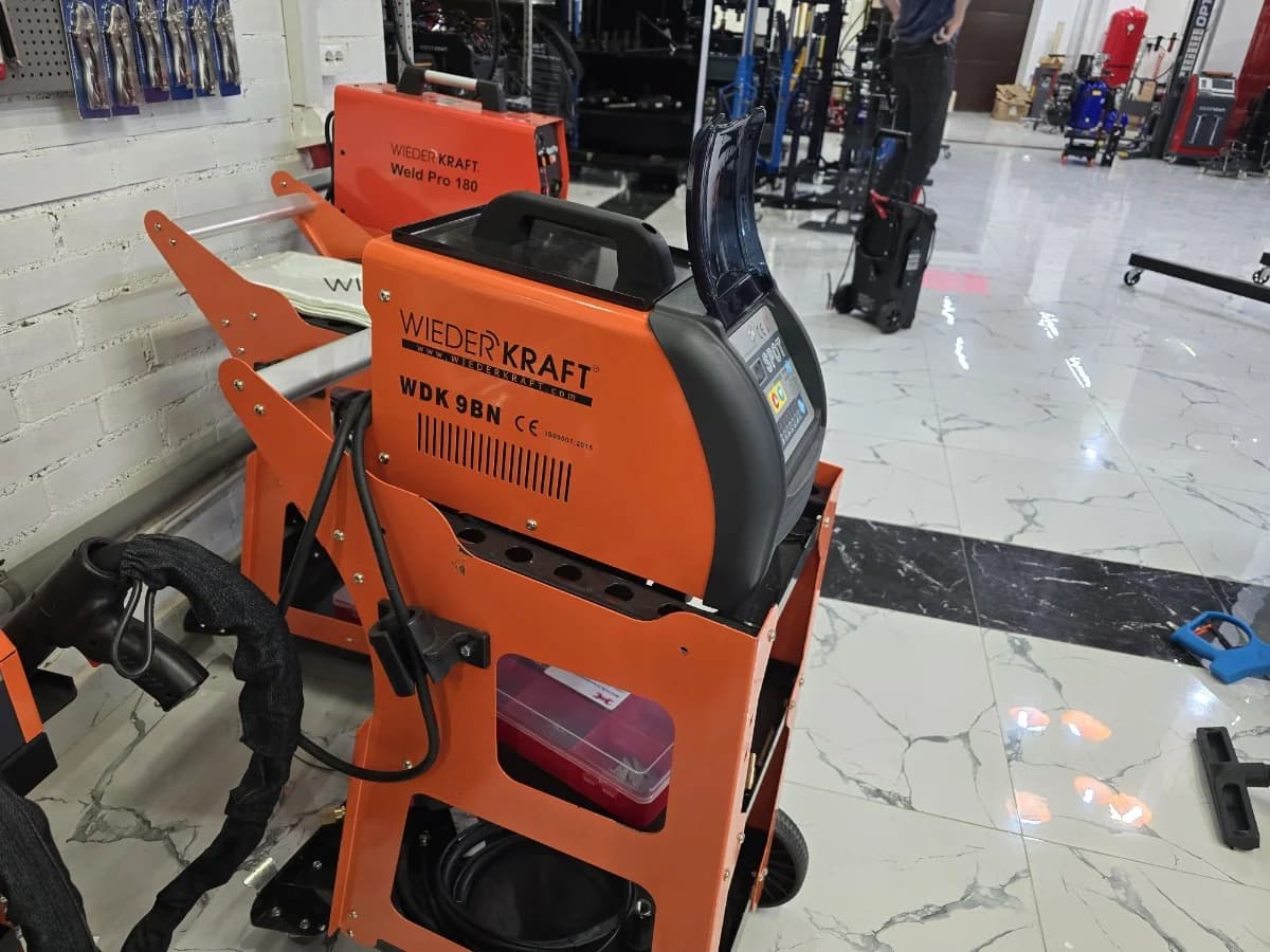Споттер многофункциональный на тележке 3800А Wiederkraft WDK-9B