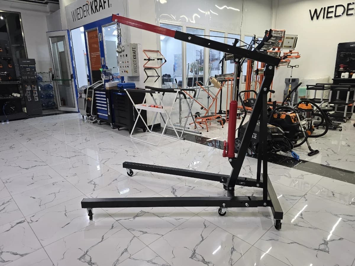 Кран гаражный WIEDERKRAFT WDK-83202 — в сложенном положении