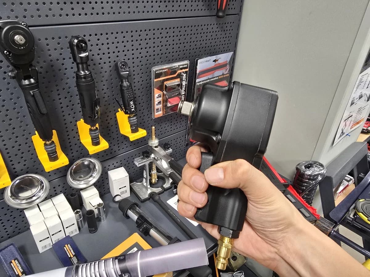 Пневматический ударный гайковёрт 1/2″, 550 Н·м, TWIN TURBO Wiederkraft WDK-20435S