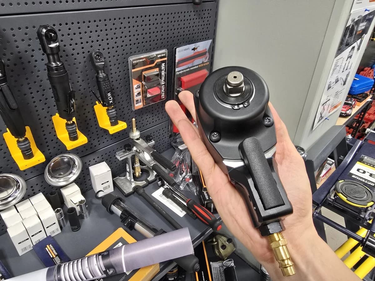 Пневматический ударный гайковёрт 1/2″, 550 Н·м, TWIN TURBO Wiederkraft WDK-20435S