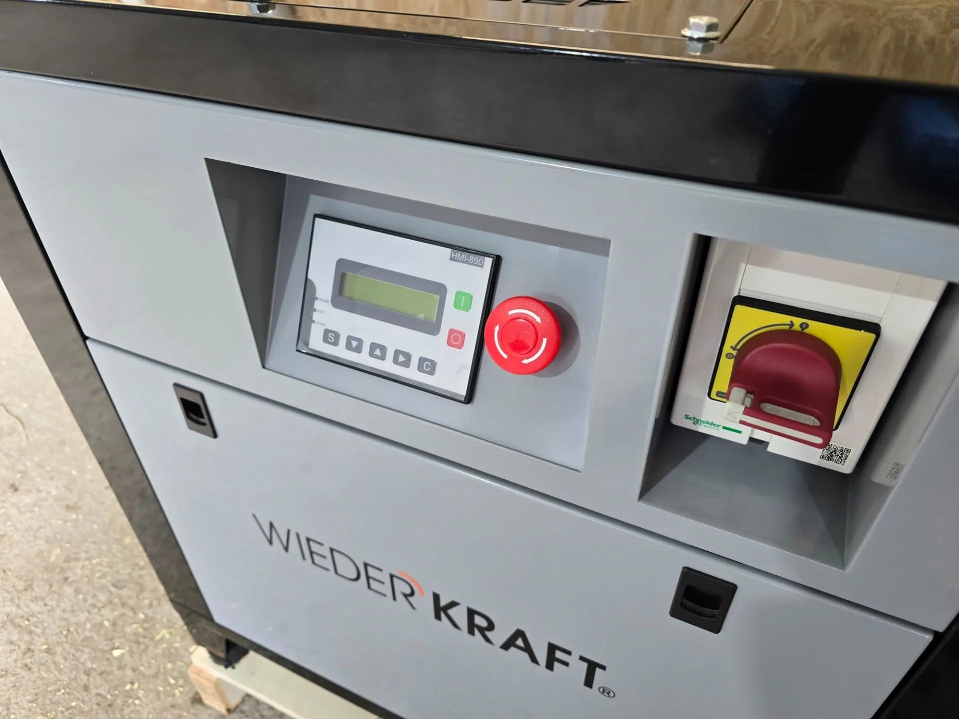 Винтовой компрессор 1000 л/мин, 10 бар, 7,5 кВт Wiederkraft WDK-SG7510