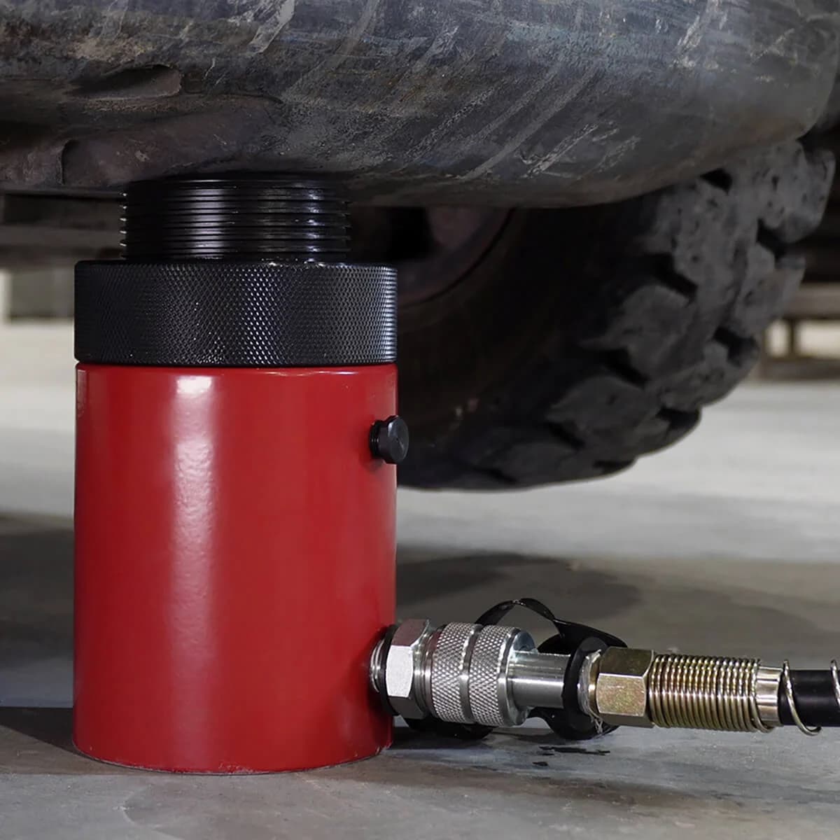 Гидравлический цилиндр однополостной с фиксирующей гайкой 30 т, ход 50 мм Harrison HRH-CY0200007