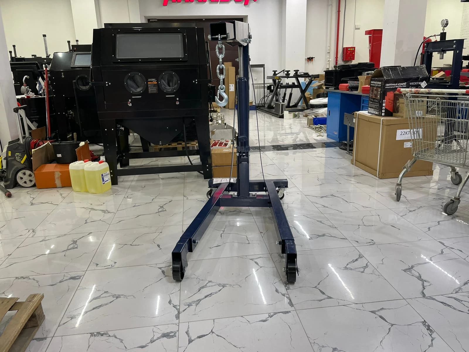 Кран гаражный OPTIMUS OPT-403C — гидравлический цилиндр и стойка