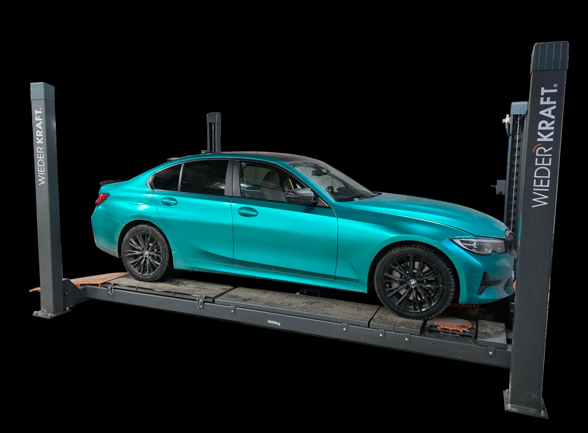 Подъёмник четырёхстоечный Wiederkraft WDK-540 — траверса для развала-схождения