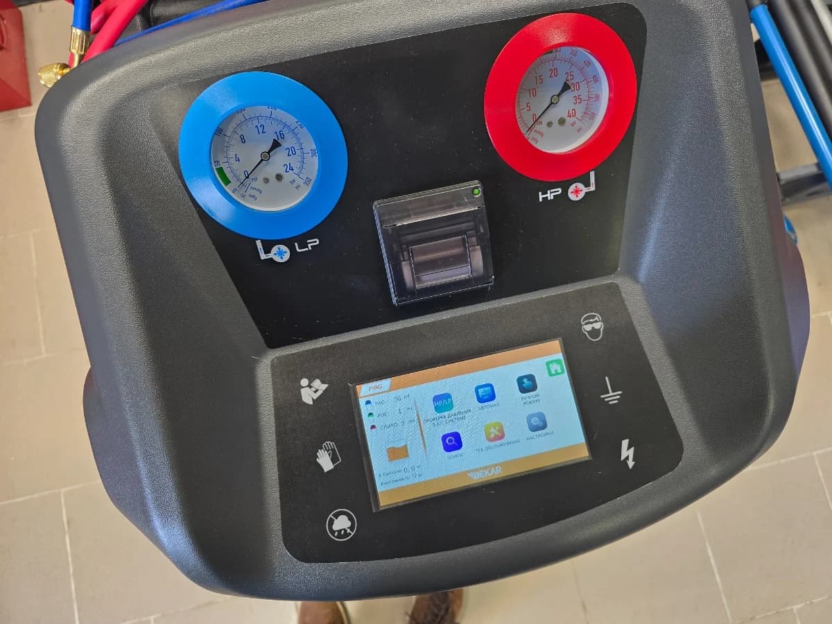 Станция Dekar X565 — подключение сервисных шлангов