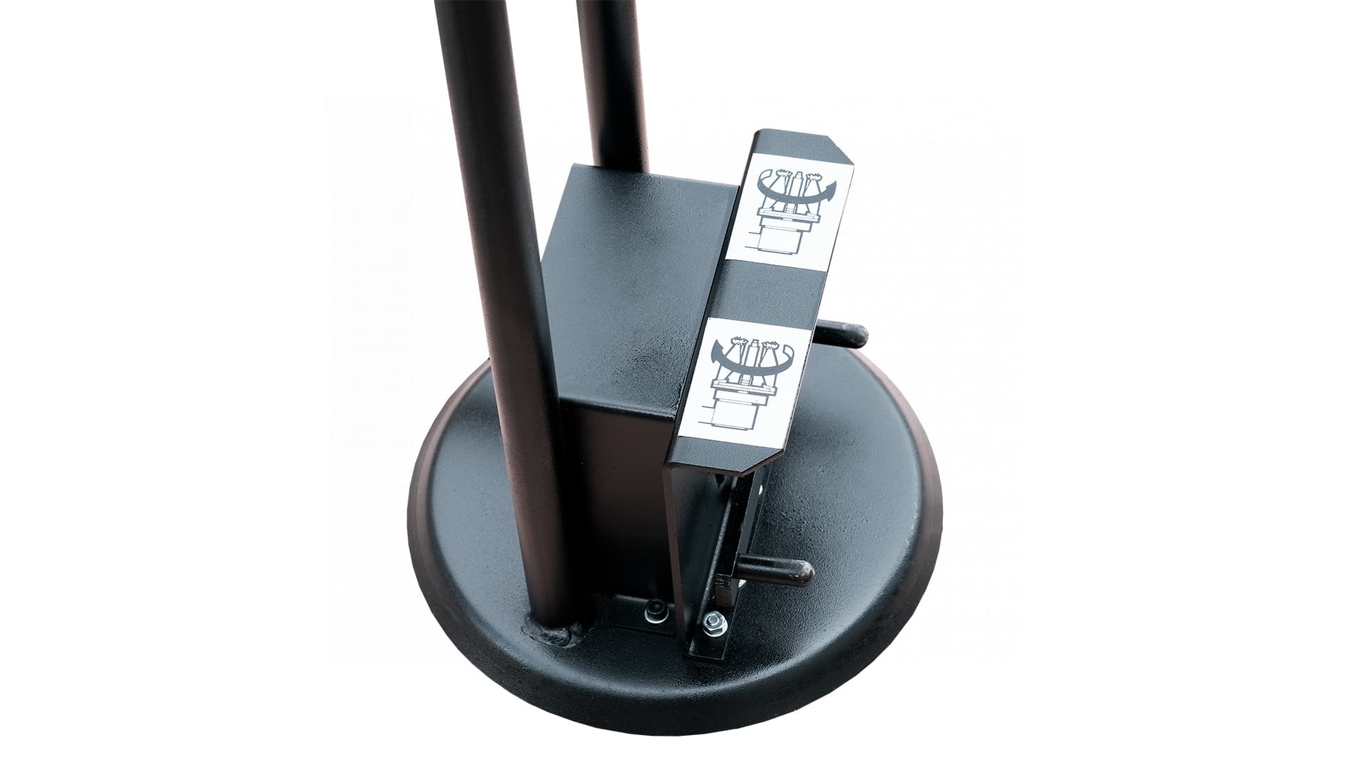 NORDBERG 46TRK(G) — вид сбоку, станина и гидравлический блок