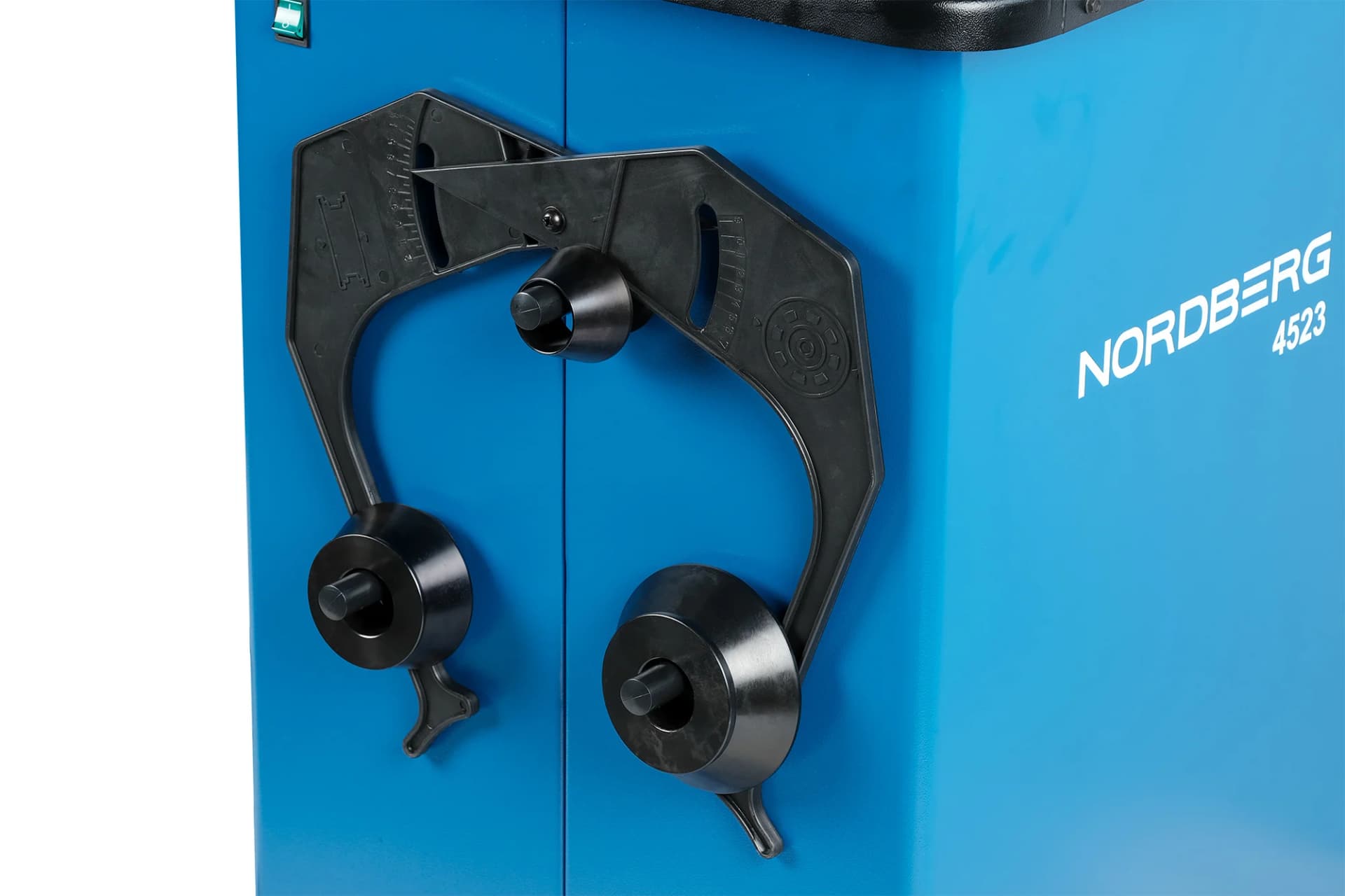 NORDBERG 4523 — установка колеса на вал станка