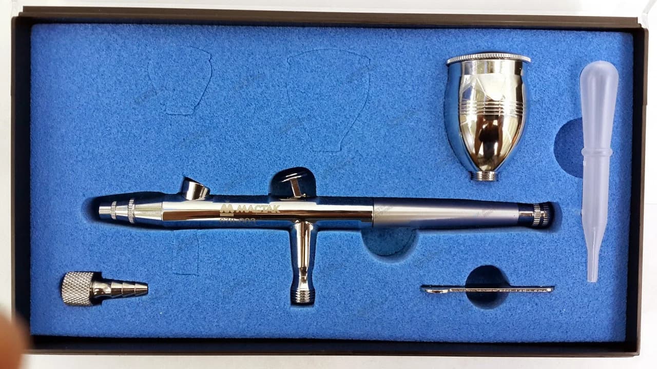 Аэрограф, верхний бак, сопло 0,3 мм