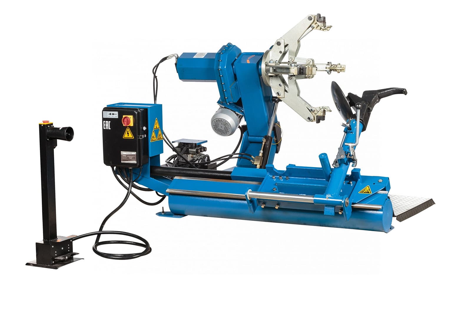 NORDBERG 46TRKE — панель управления и педали