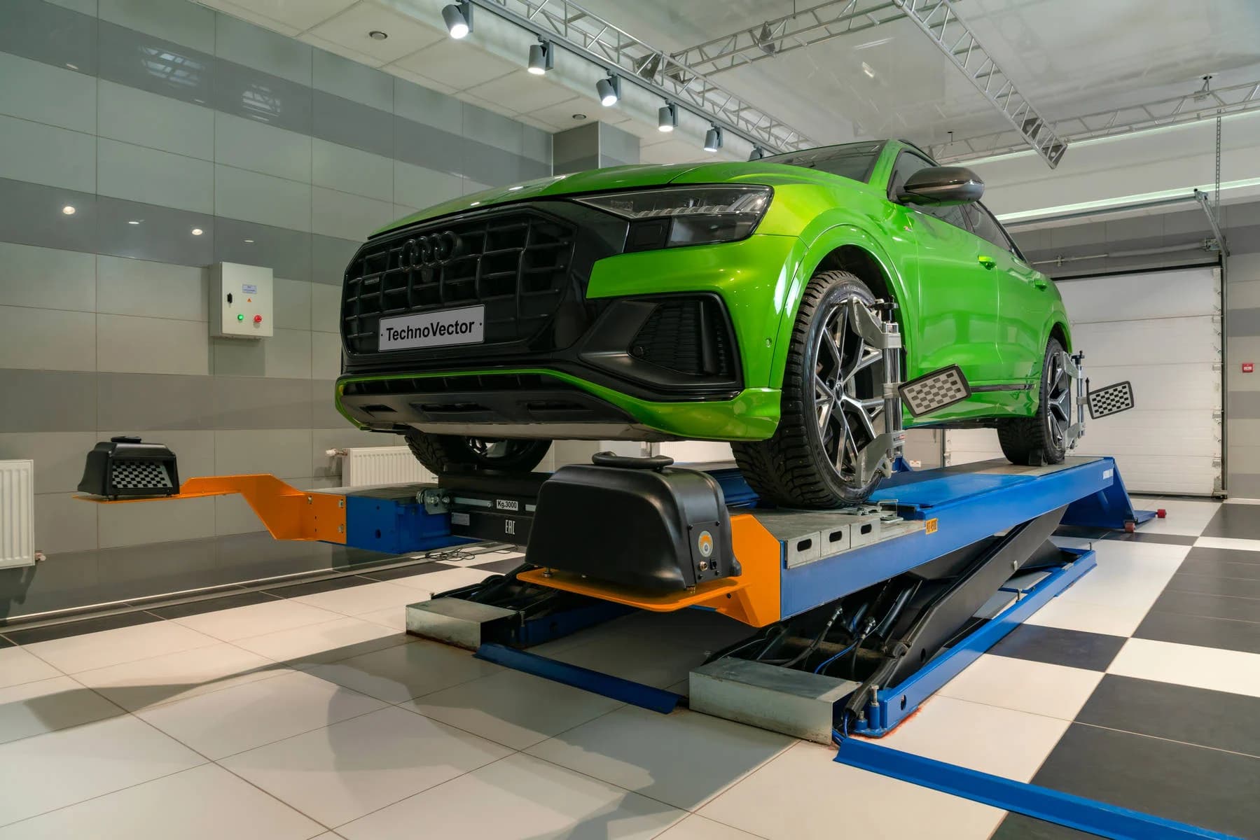 Стенд сход-развал 3D ТехноВектор 7202 MC — мобильный, 2 камеры, стойка Light