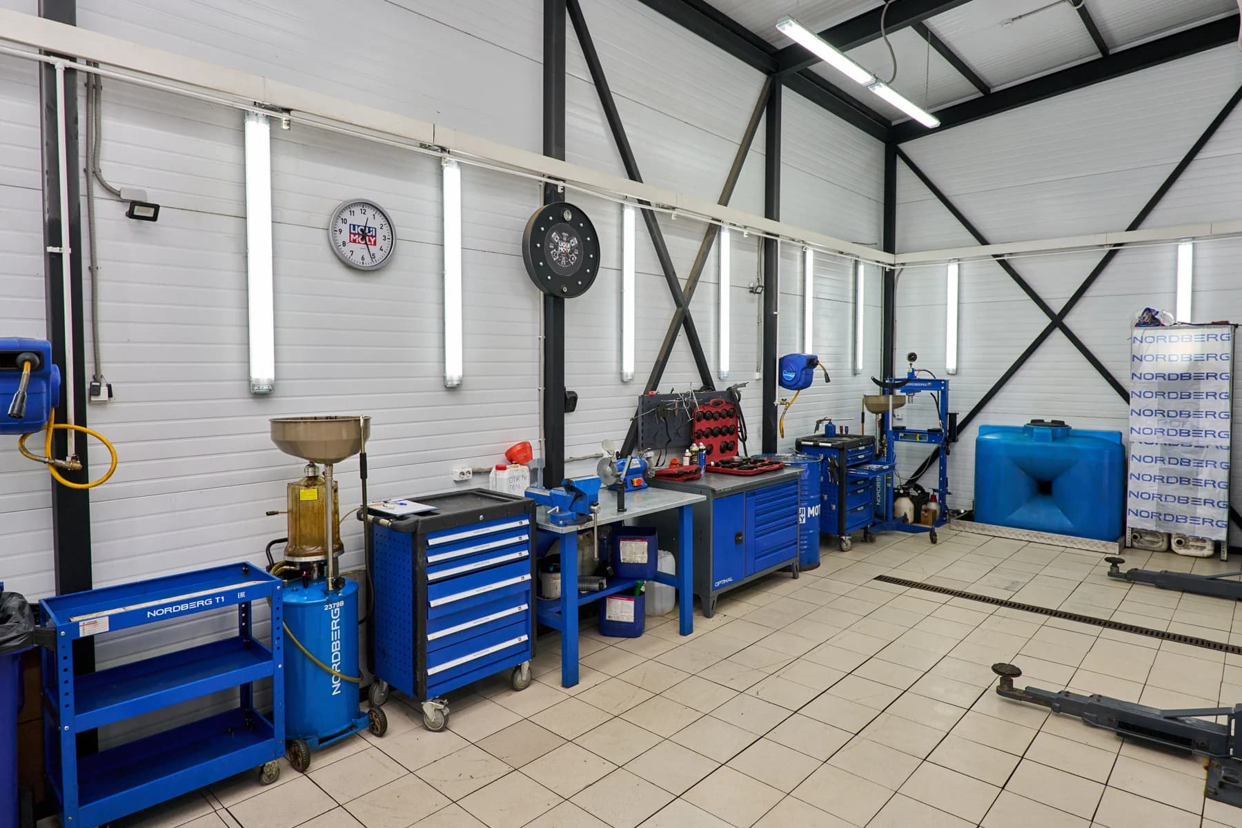 Тележка NORDBERG T6N — 6 ящиков нагрузка 350 кг замок в каждом ящике синяя 800×470×980 мм