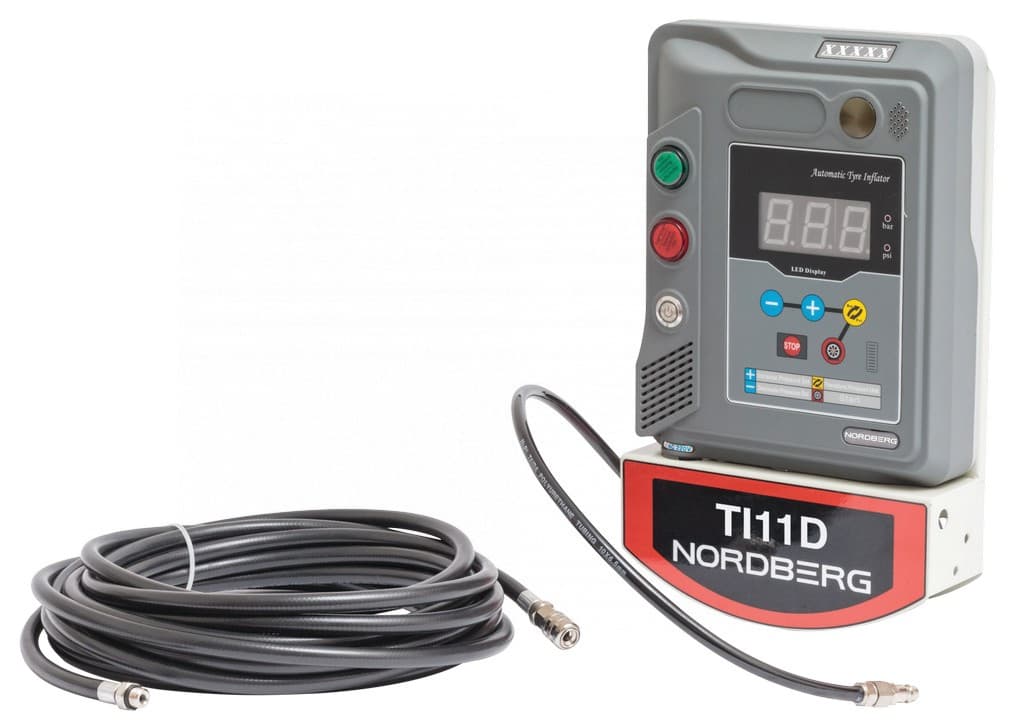 Автоматический пистолет для накачки шин Nordberg Ti11D на рабочем месте