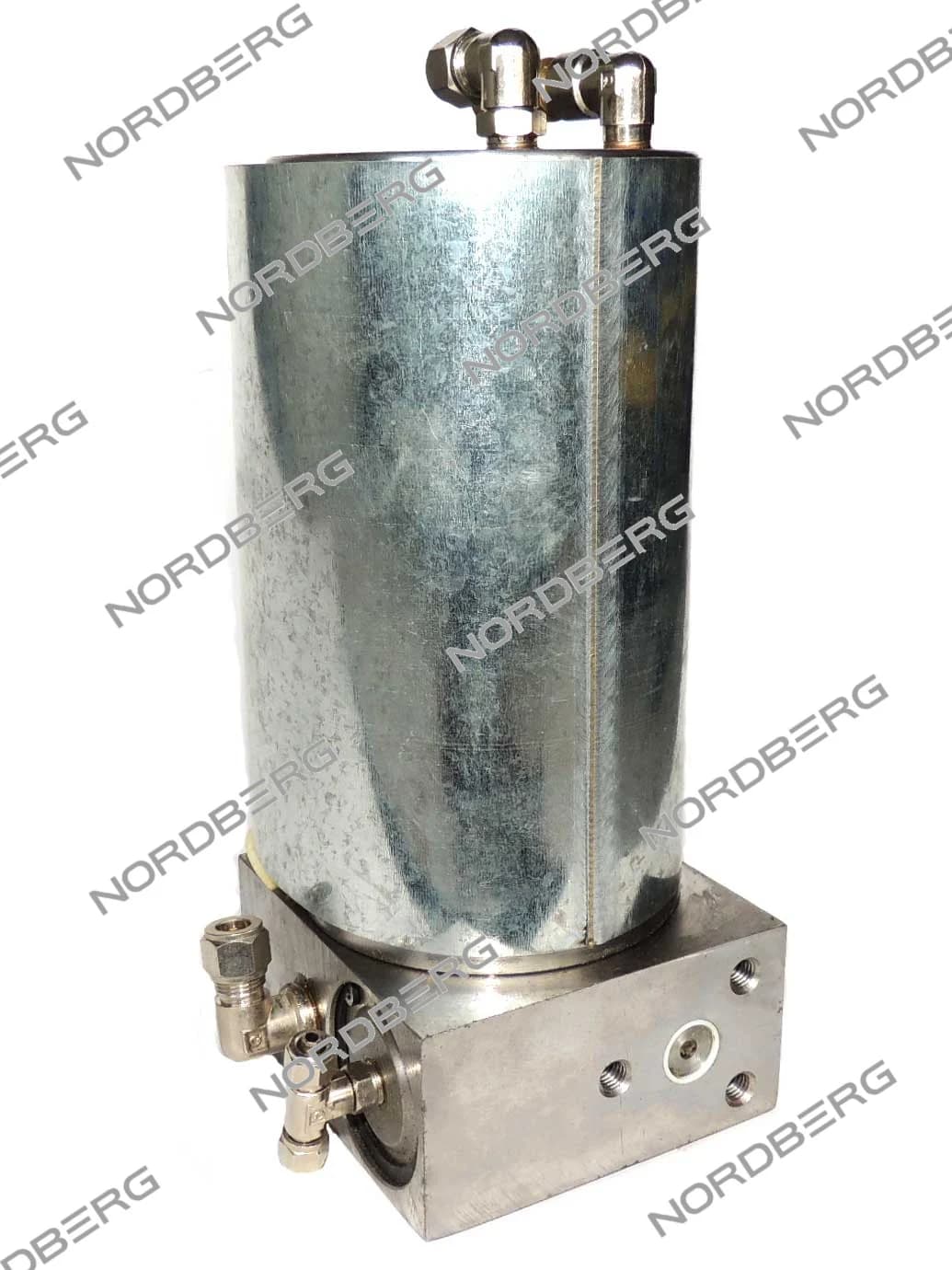 Пневмонасос NORDBERG 000007933 для домкрата N502 — общий вид