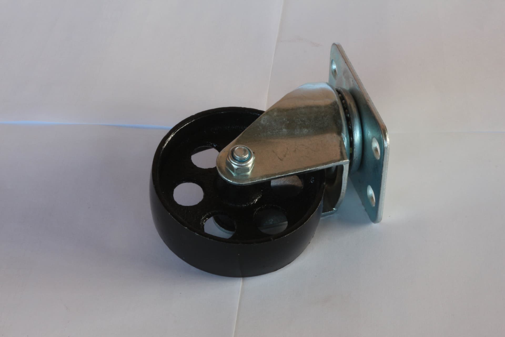 KraftWell KRWC1C2WHE3.5 Колесо поворотное 3,5 дюйма