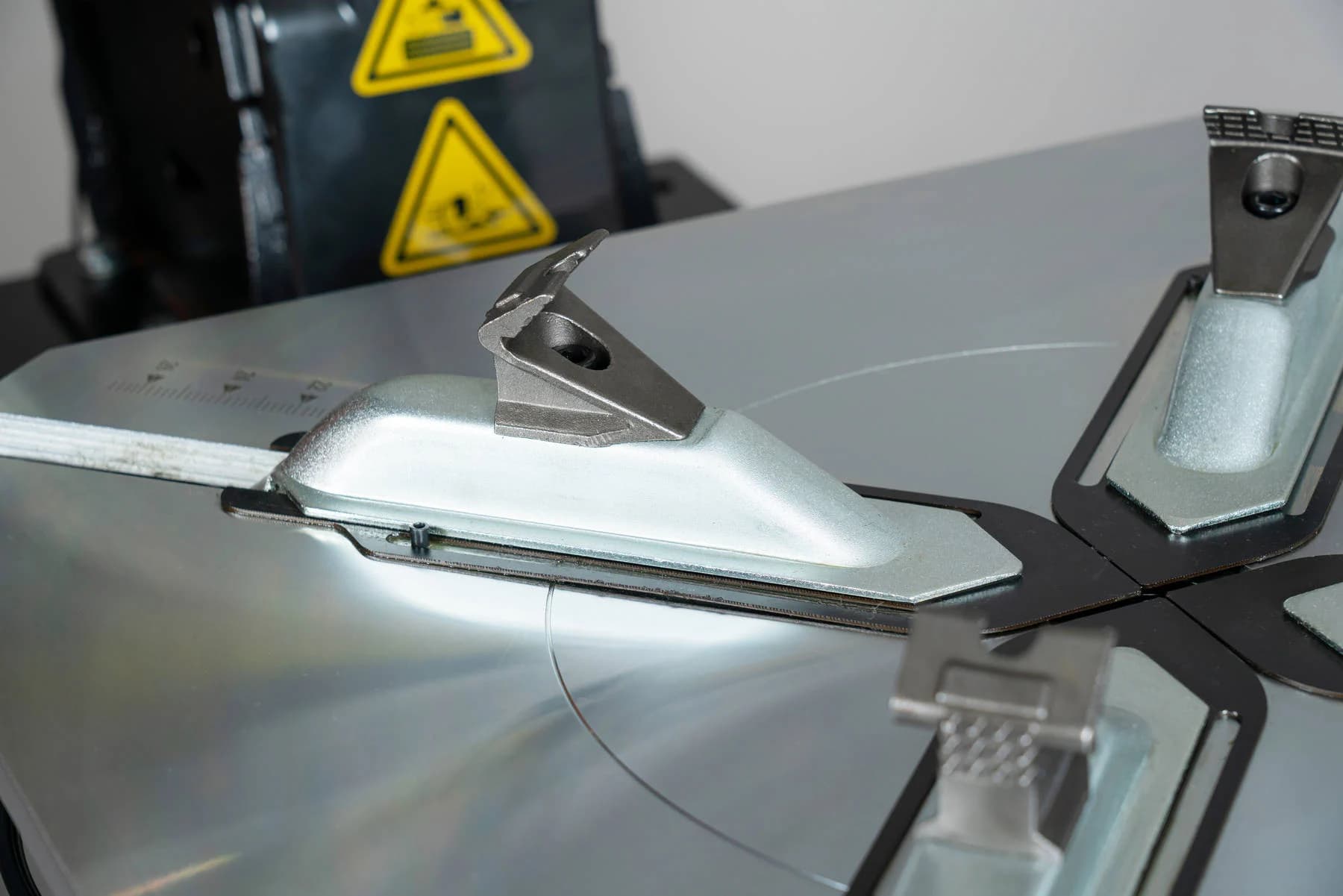 iPRO TM7 — работа с диском кроссовера 20 дюймов