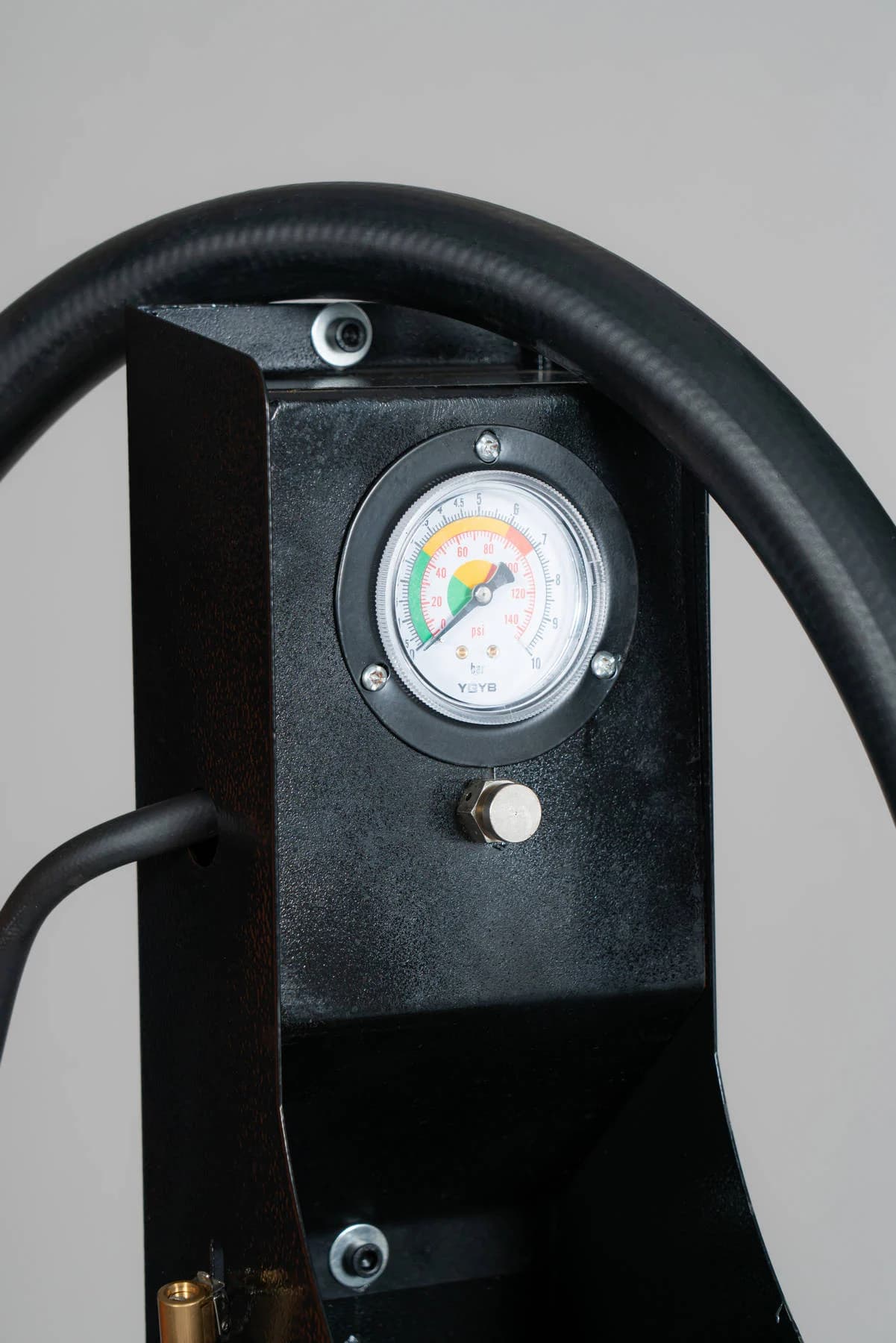 iPRO TM7 — монтаж низкопрофильной шины