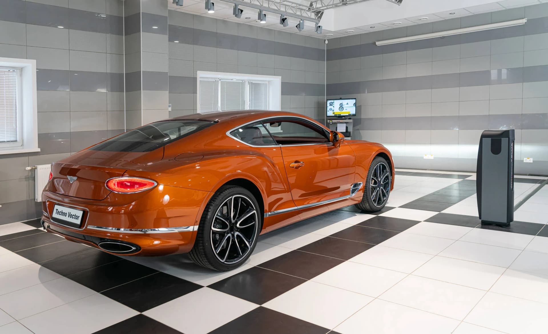 Стенд проездного контроля ТехноВектор 8 T 8102 VELOX — бесконтактный, 1 мост