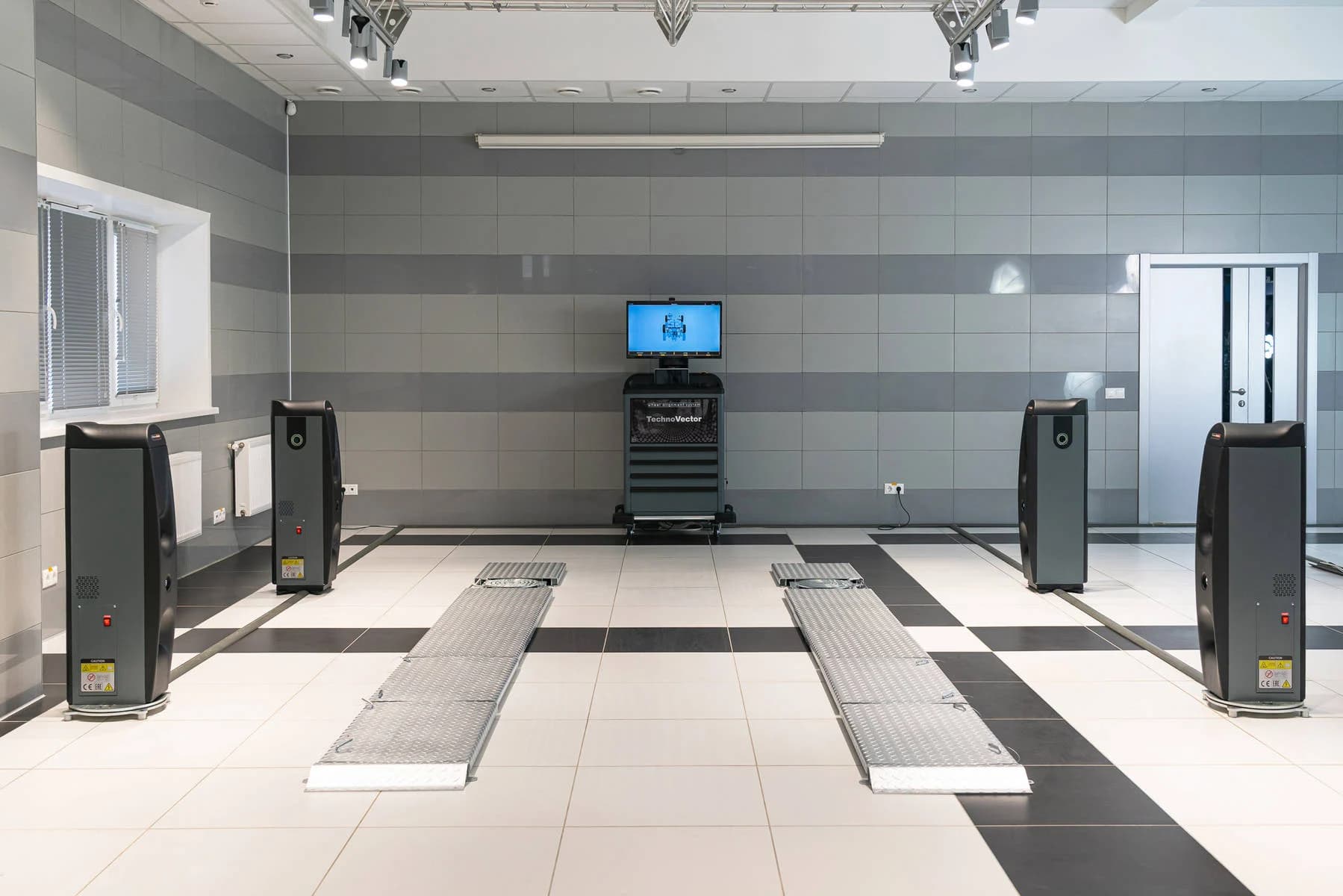 Стенд проездного контроля ТехноВектор 8 T 8214 VELOX — 10 камер, 2 моста