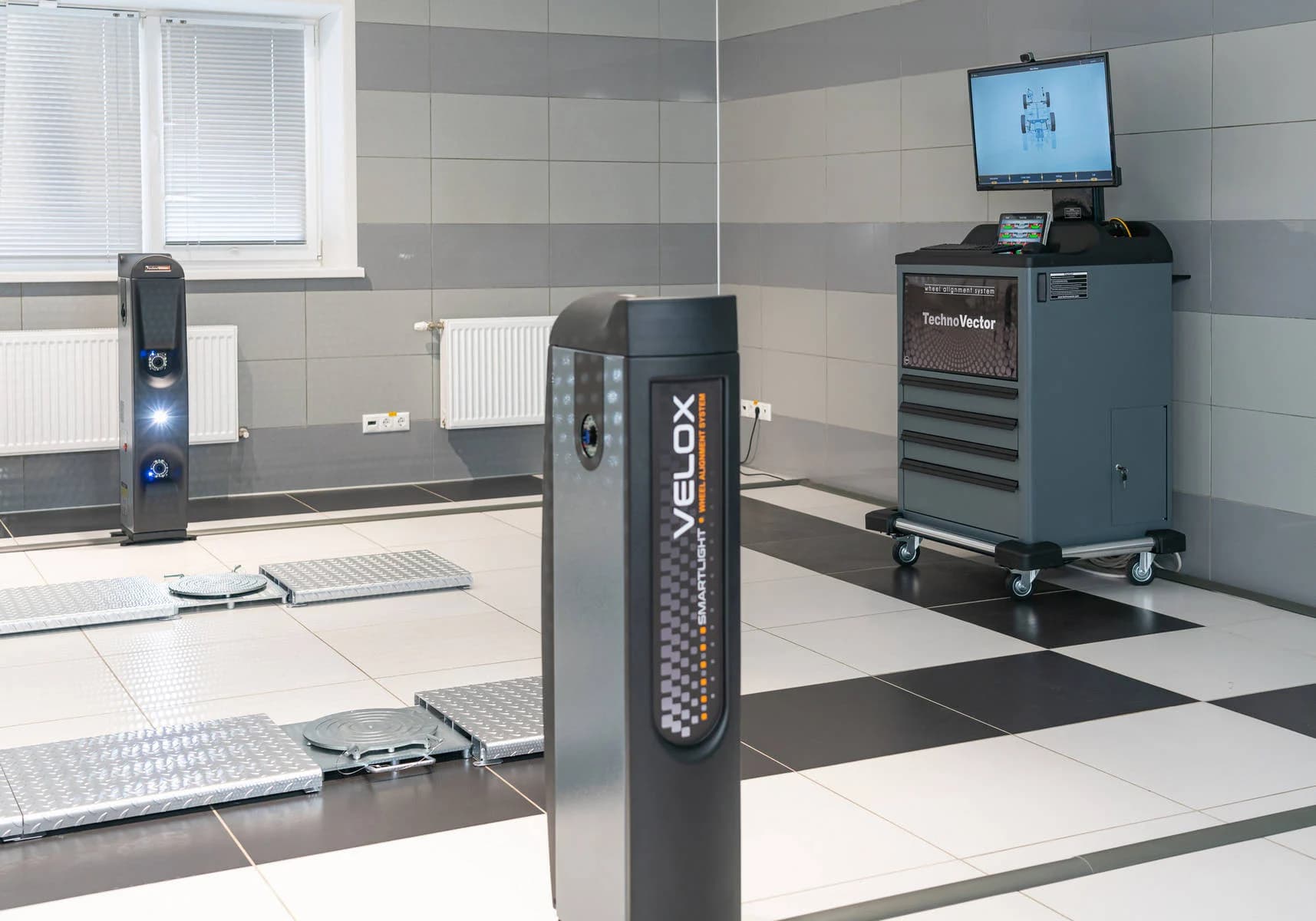 Стенд проездного контроля ТехноВектор 8 T 8214 VELOX — 10 камер, 2 моста