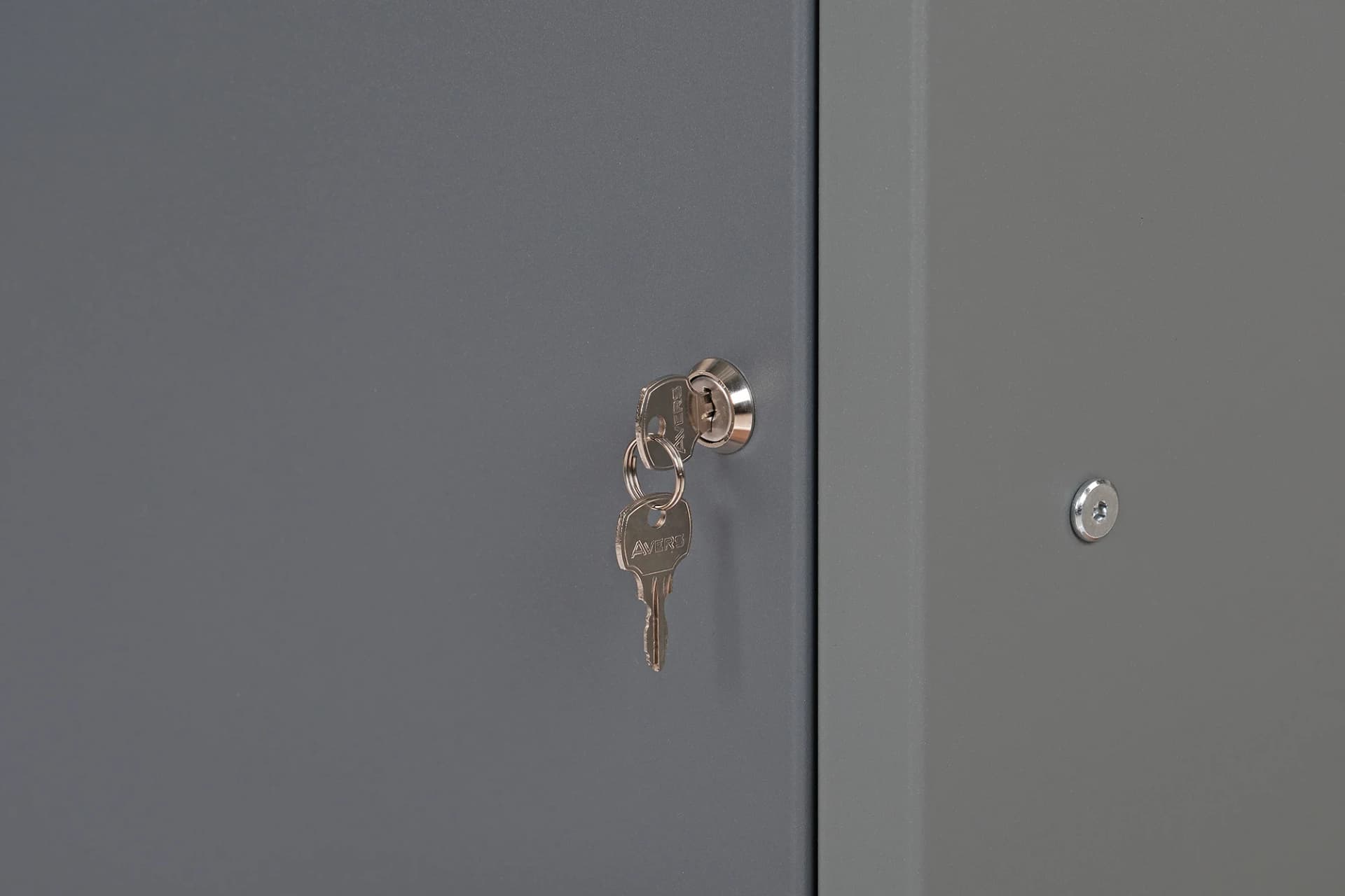 Клепальный станок пневматический Nordberg NR8T — цилиндр 125 мм, с тумбой