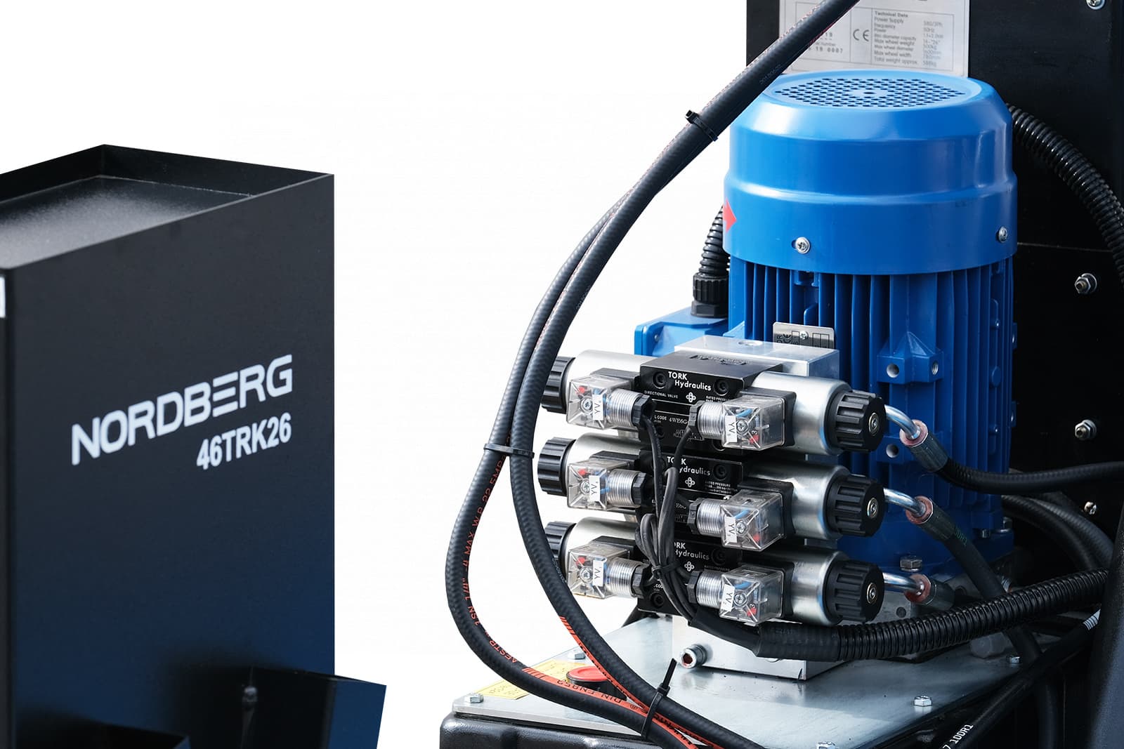 NORDBERG 46TRK26 — поворотный стол с трапами для закатывания колеса