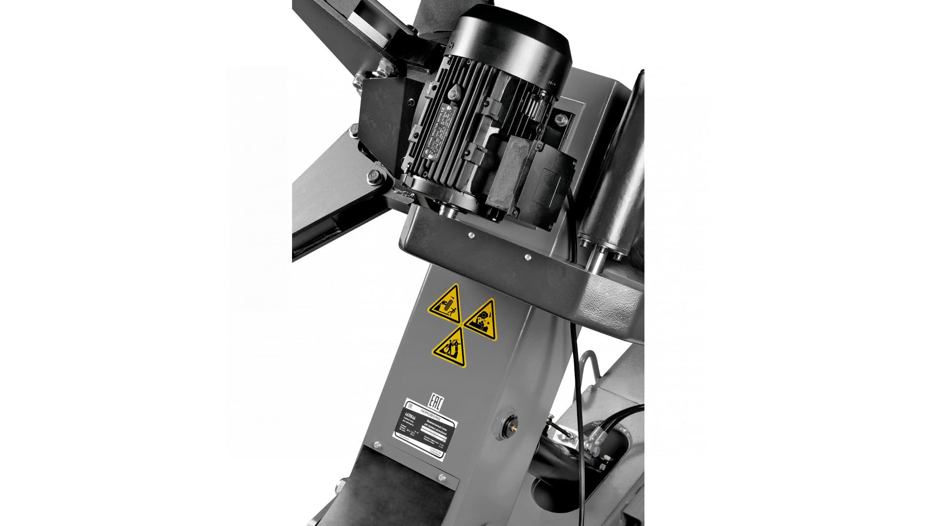 NORDBERG 46TRKE46 — шильдик с техническими характеристиками