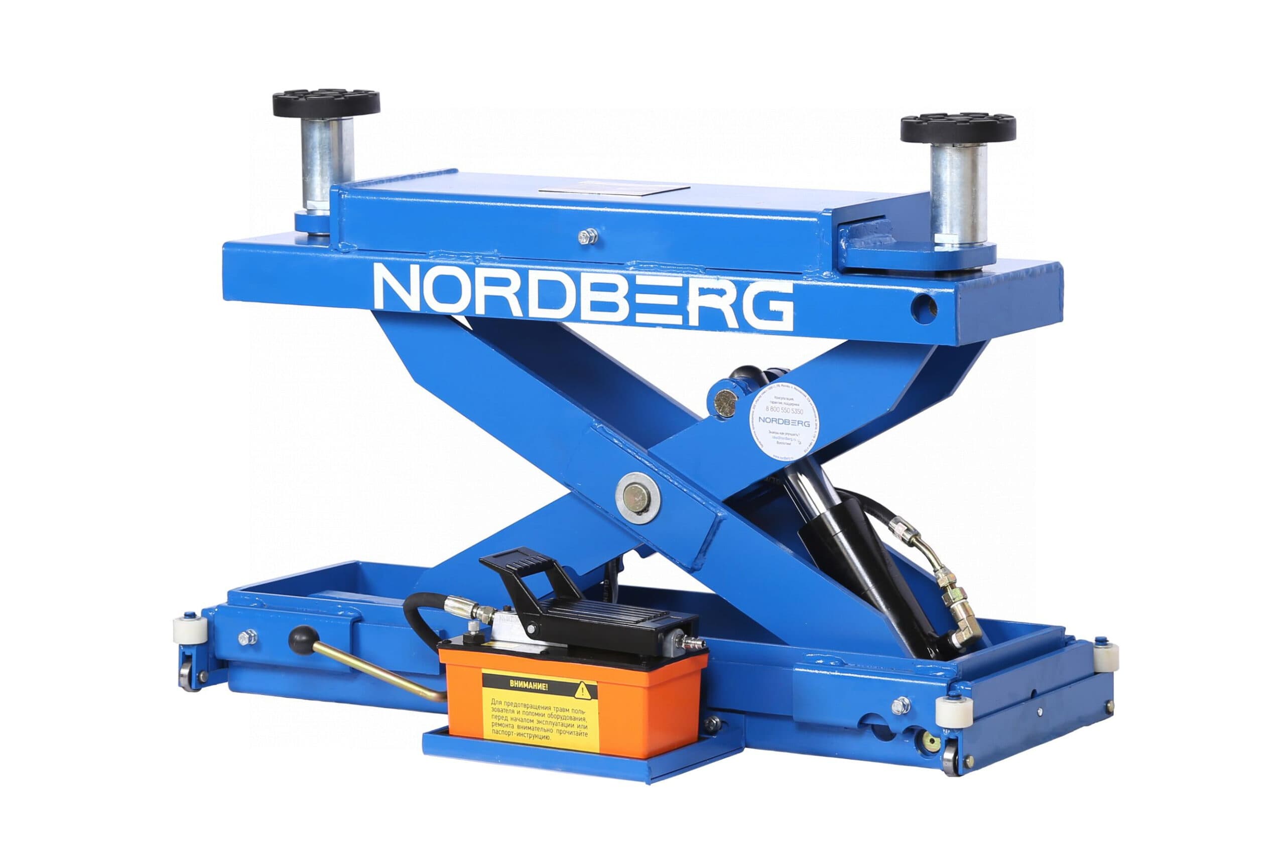 Траверса N433BA в рабочем положении на подъёмнике