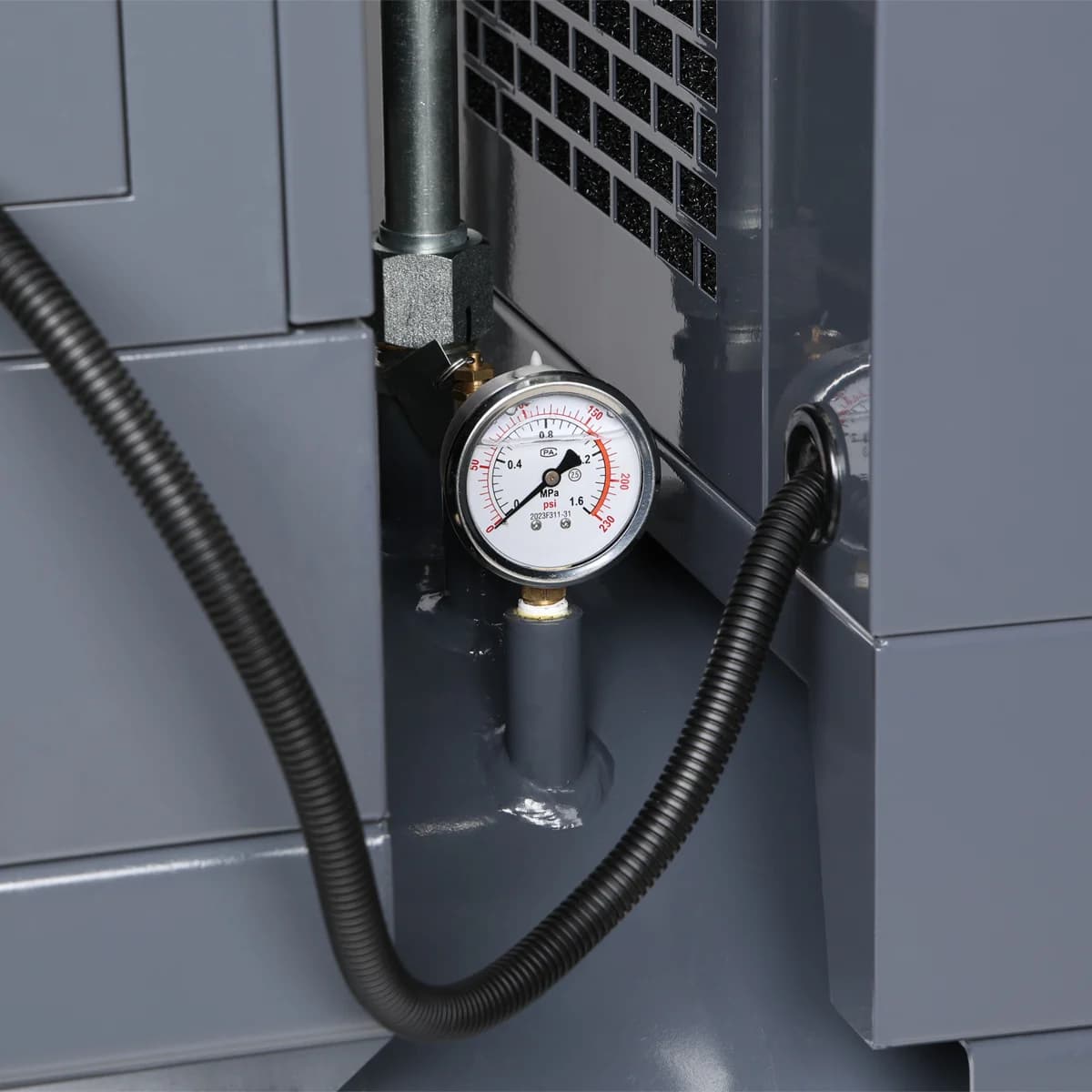 Компрессор винтовой Nordberg NCF10RD — 7.5 кВт / VSD / 960 л/мин / ресивер 300 л