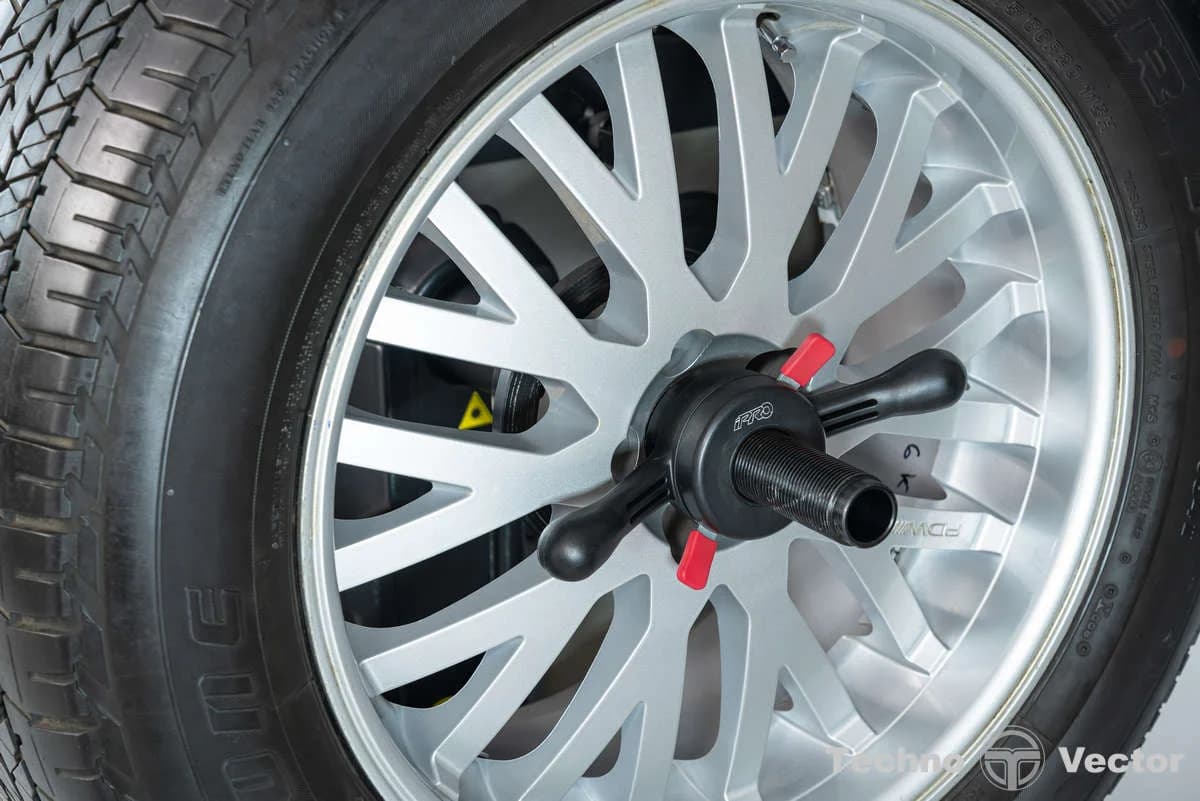 iPRO BM4 — панель управления крупным планом