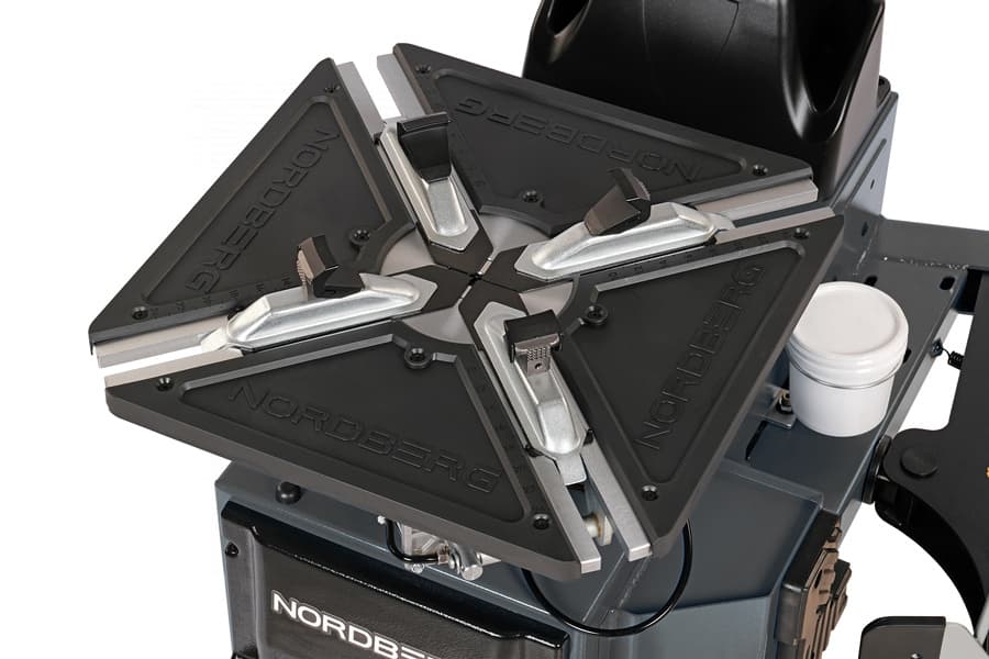 NORDBERG 4642(G) — отжимная лапа борта