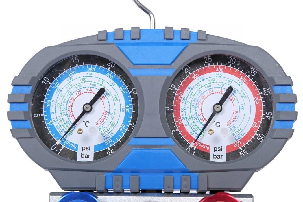 Коллектор манометрический Nordberg NFG32K — с шлангами / муфтами / R410a / кейс
