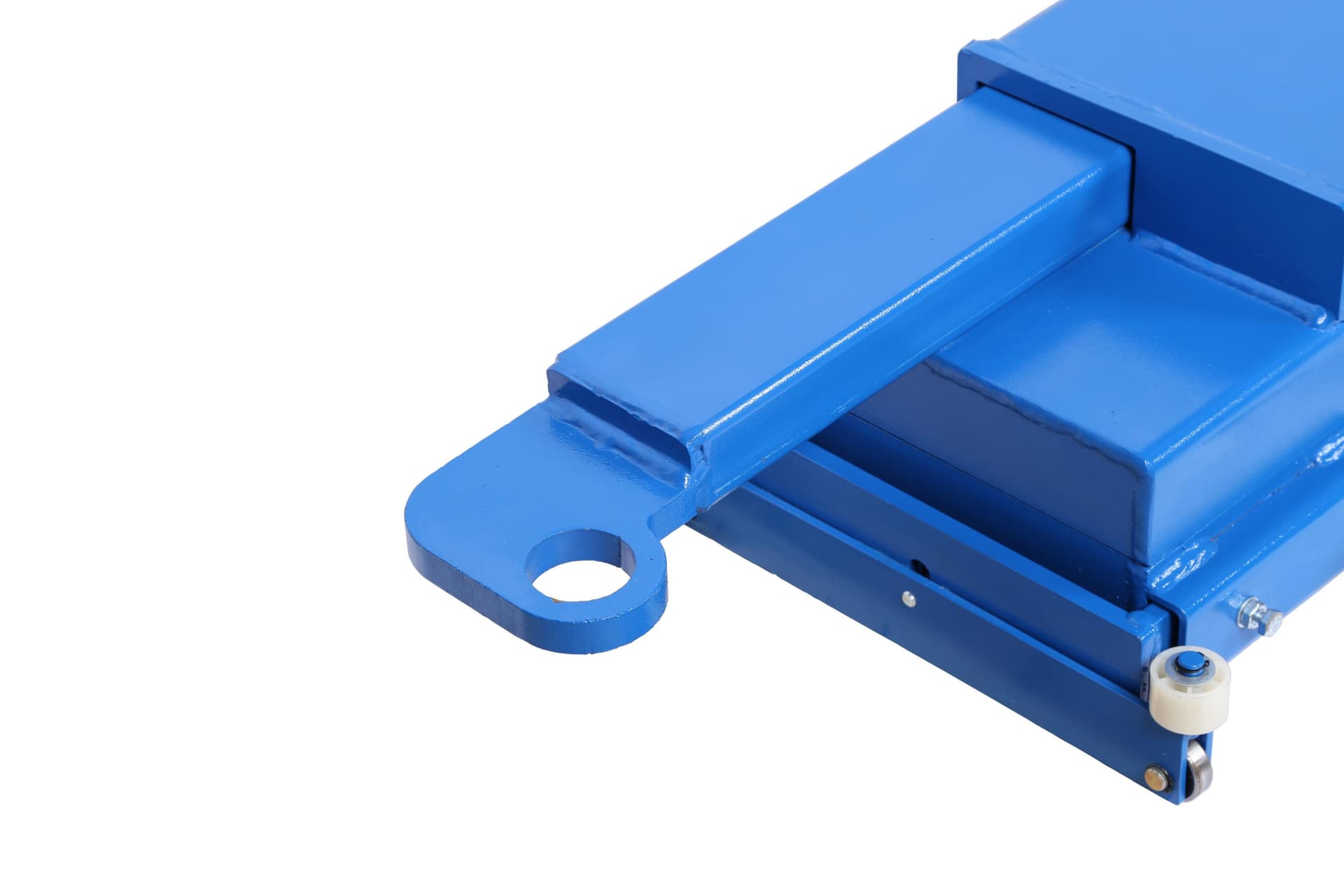 Траверса N433BA — винтовая насадка крупным планом