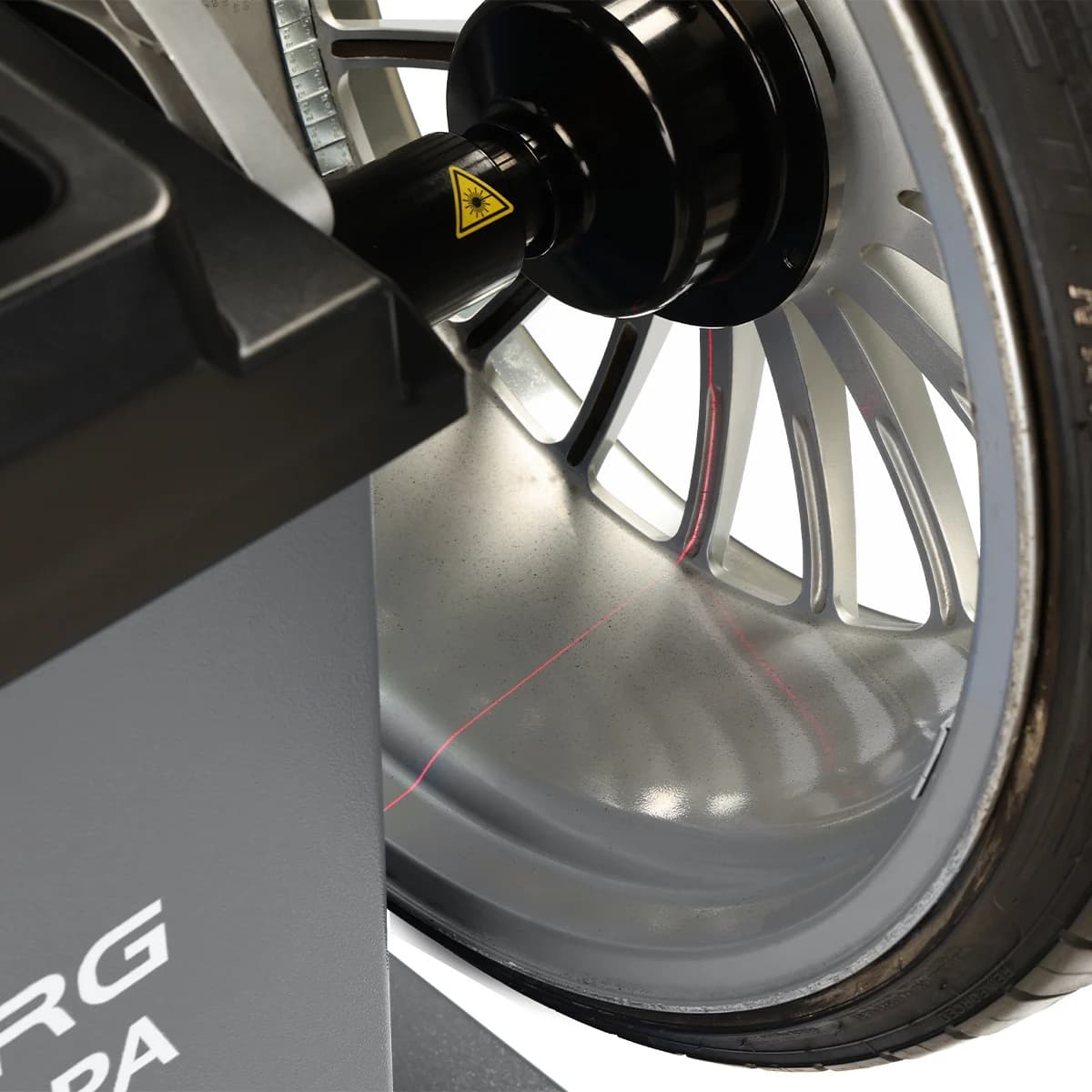 Балансировочный станок NORDBERG 4523PA серый — вид спереди