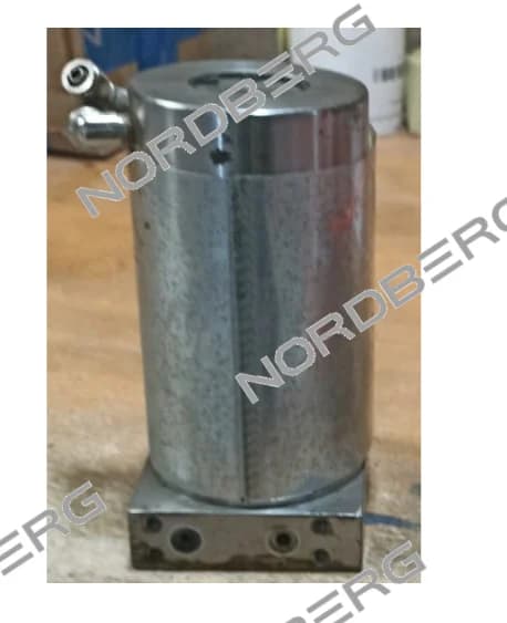 Пневмонасос NORDBERG 01-00005720 для домкрата N402 — общий вид